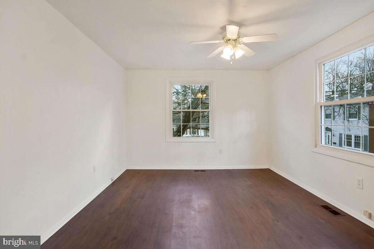 CROFTON TOWNE - Residential