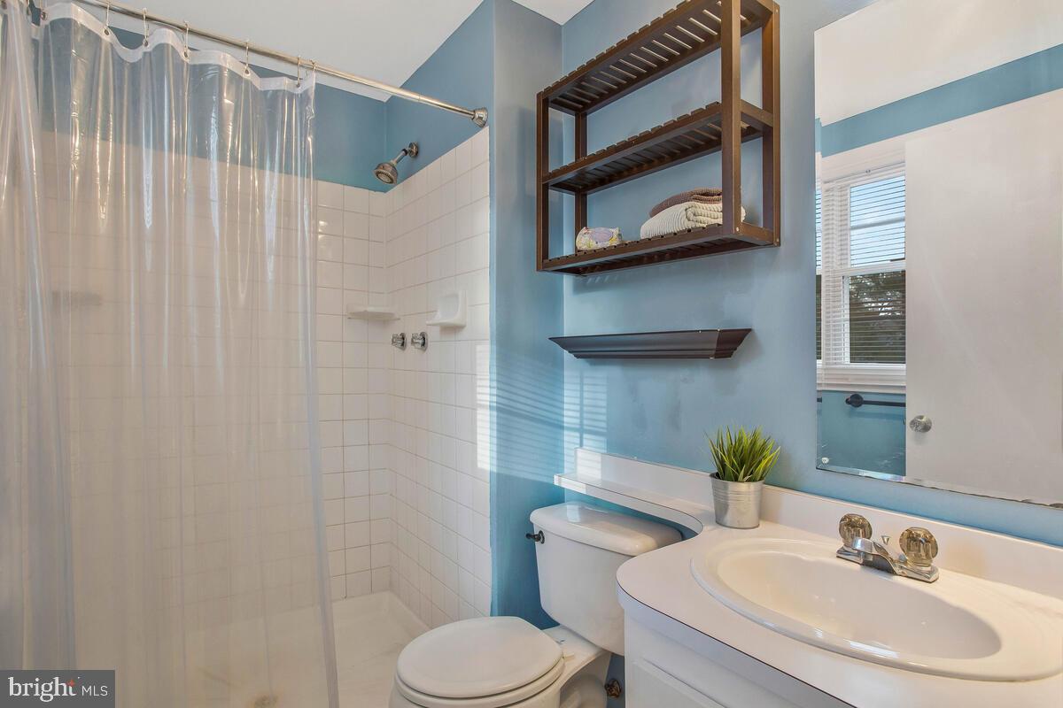 CROFTON TOWNE - Residential