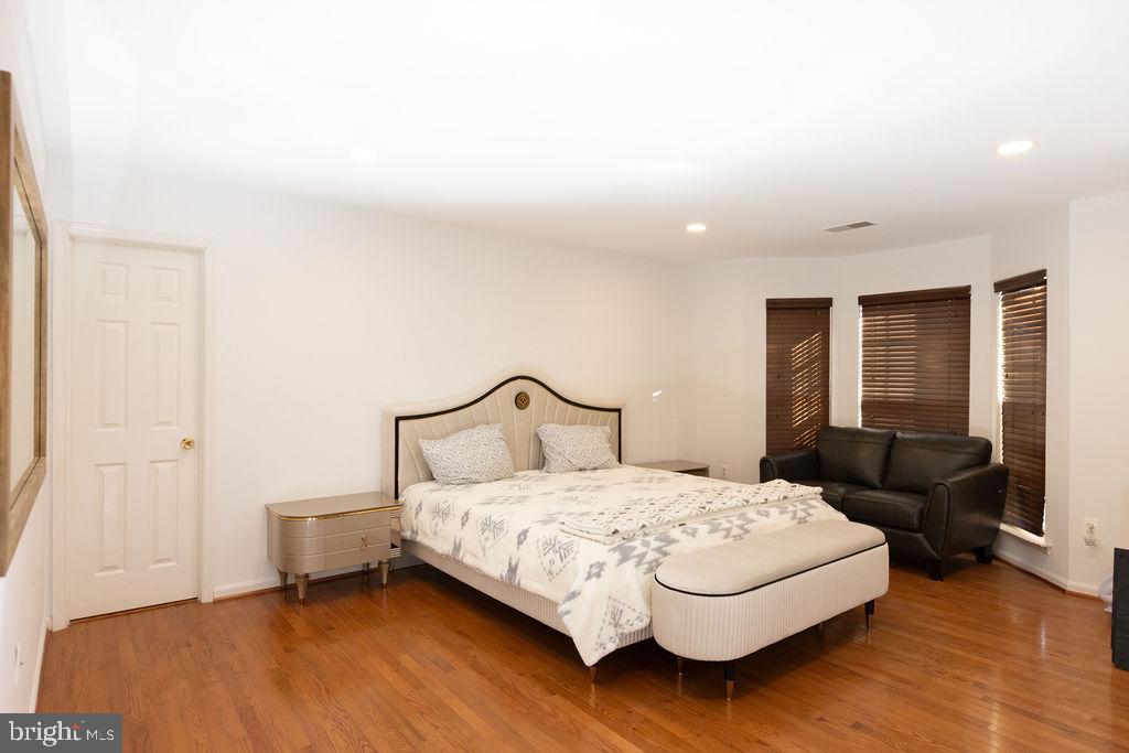 CROSSROADS VILLAGE - Residential