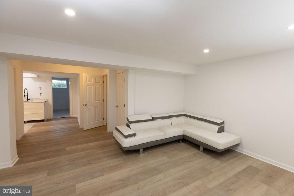 CROSSROADS VILLAGE - Residential