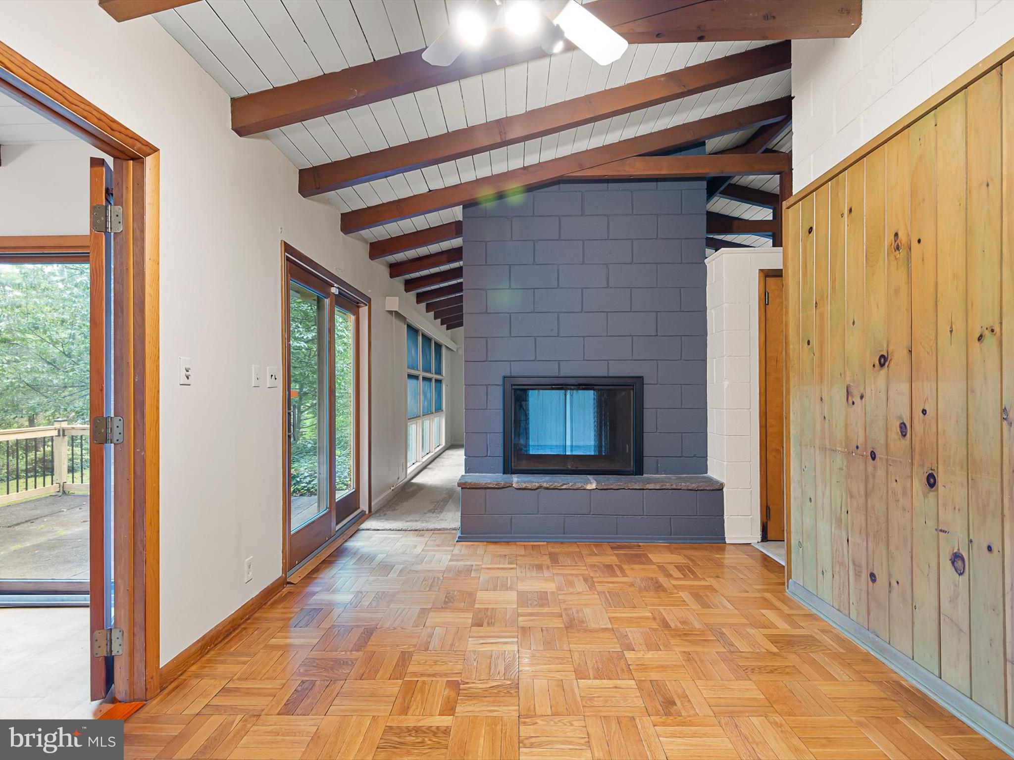 NOTTINGHAM MANOR - Residential Lease