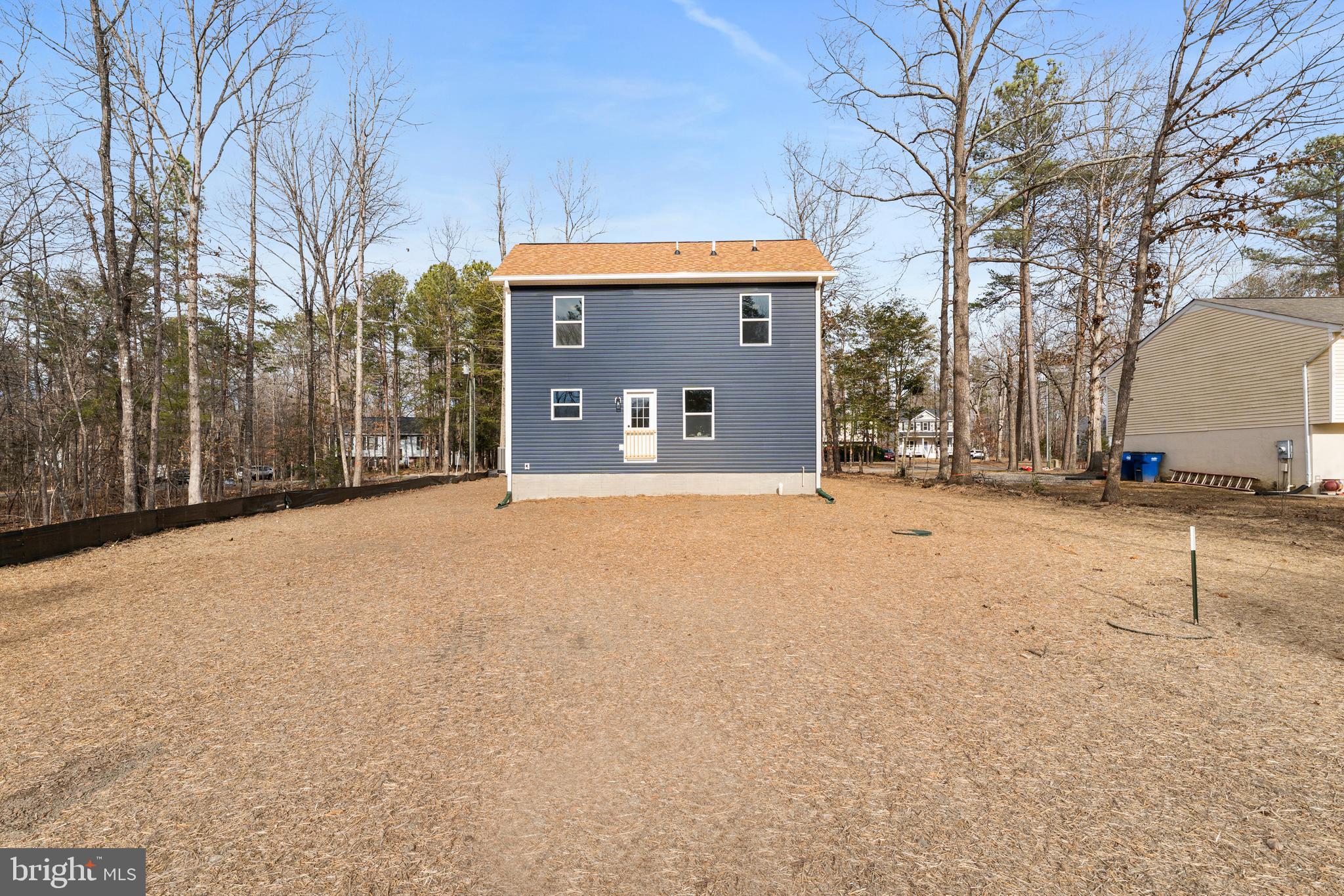 LAKE LAND OR - Residential