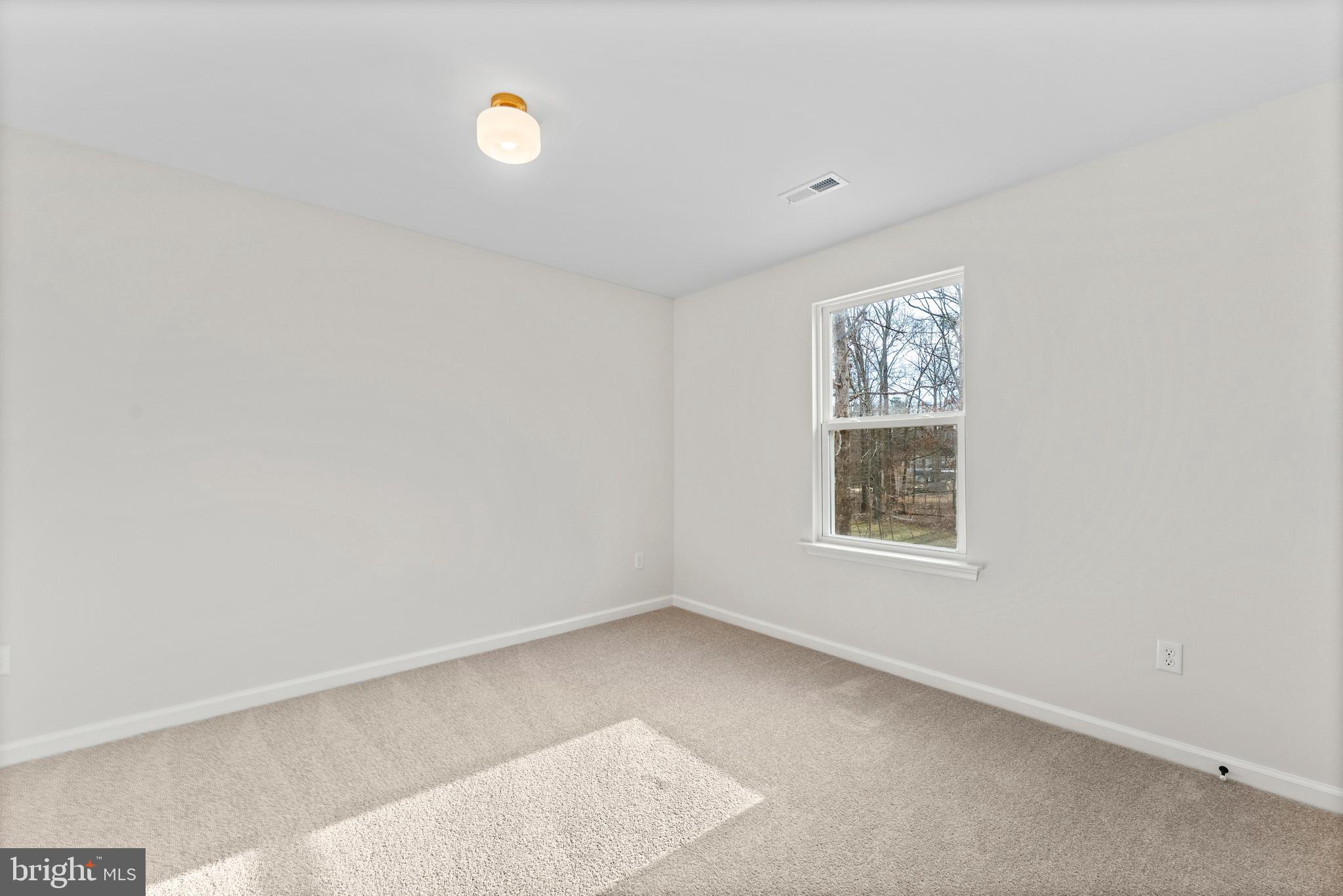 LAKE LAND OR - Residential