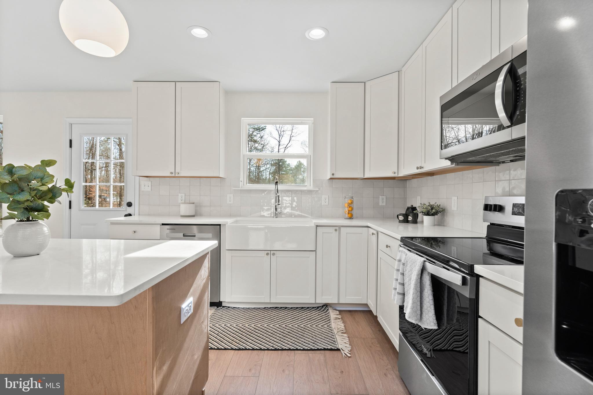 LAKE LAND OR - Residential