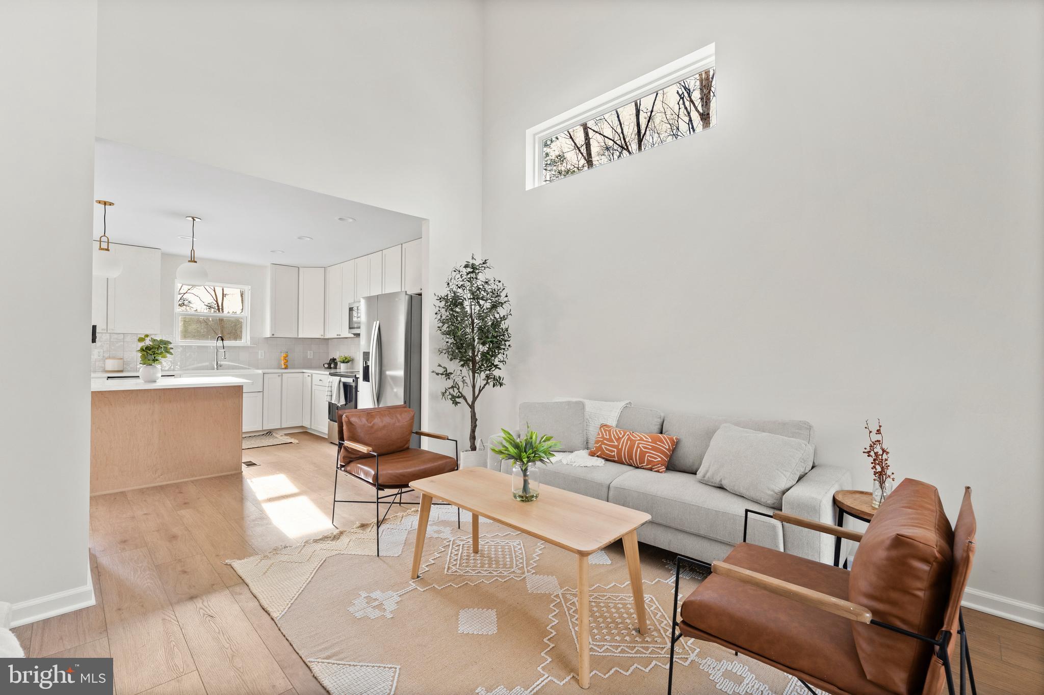 LAKE LAND OR - Residential