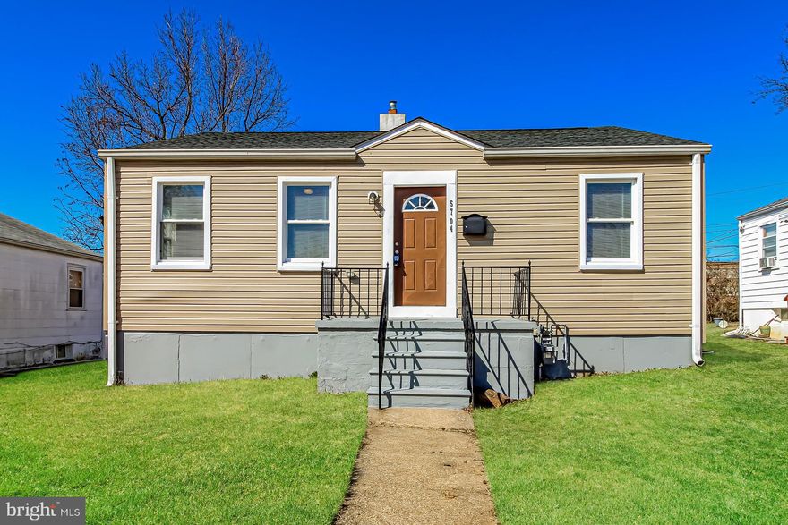 Feel welcome in this well-maintained 4 bedroom 2 bath home that is move-in ready. Enjoy the Bright open floor plan with neutral paint and low-maintenance plank flooring.   The kitchen is updated with granite countertops, stainless steel appliances, and modern cabinetry.   Down the hall, you'll find three nice-sized bedrooms, all with ample closet space.  There is a spacious lower level with a fourth bedroom and full bath.   Travel out back and relax in the lush fenced backyard.  Hurry! Our homes are going fast, act today!

Deposit determined by credit score. Applicant to verify school. Renter insurance is required. Landscaping and pest control are Tenant responsibilities. The property allows self-guided viewing without an appointment.