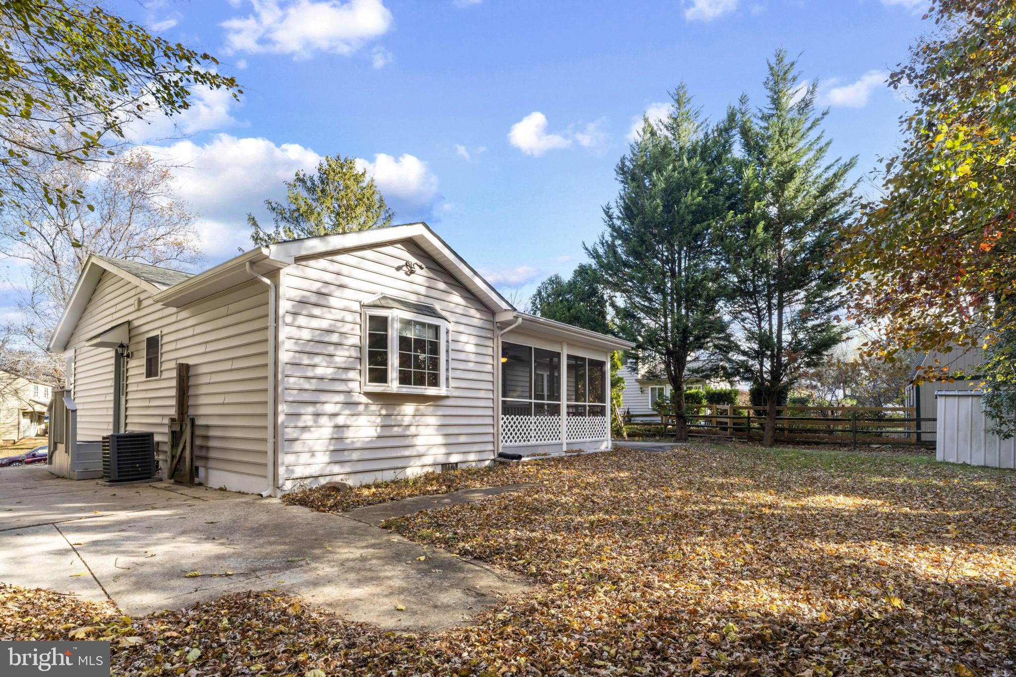 CEDARWOOD - Residential Lease