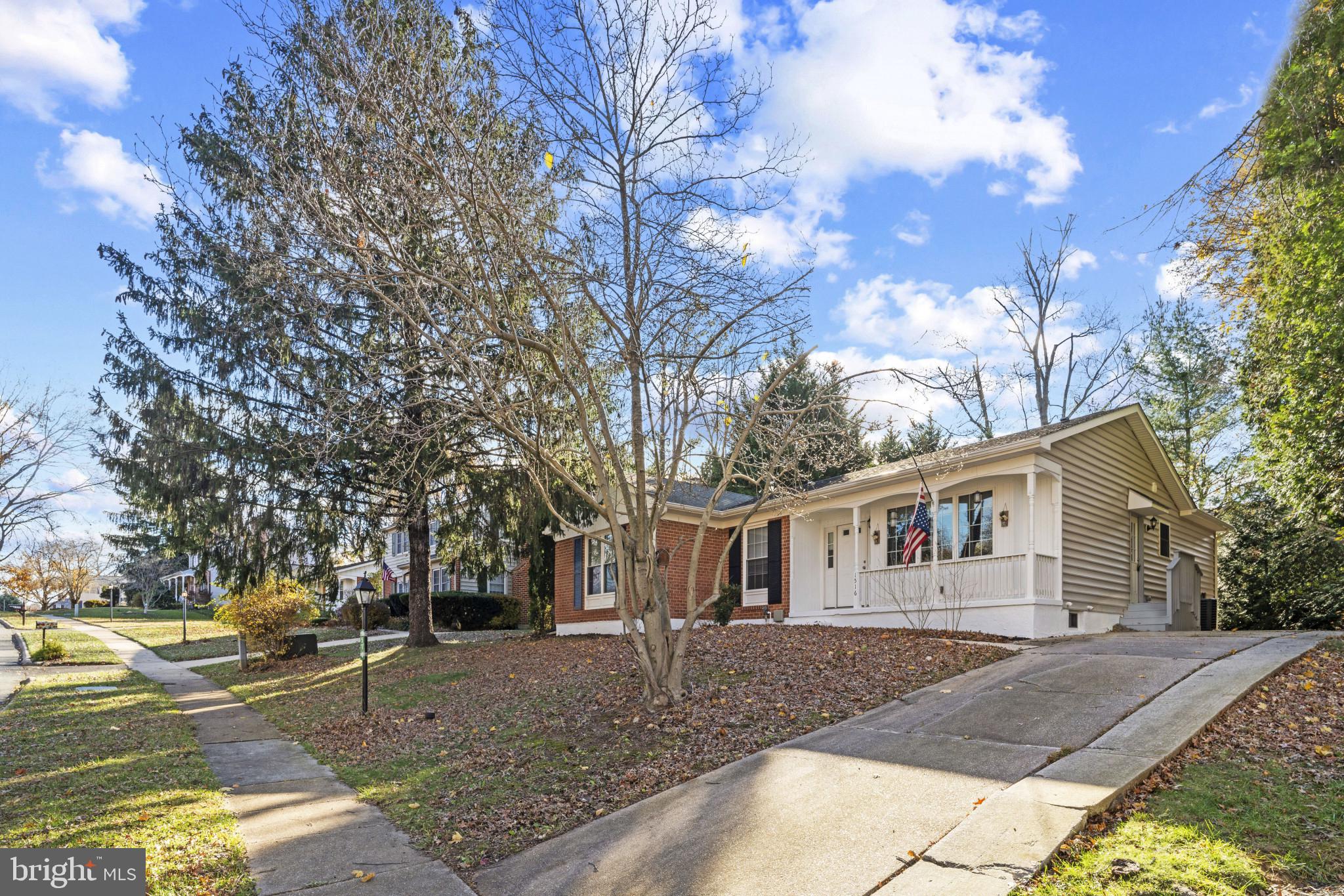 CEDARWOOD - Residential Lease