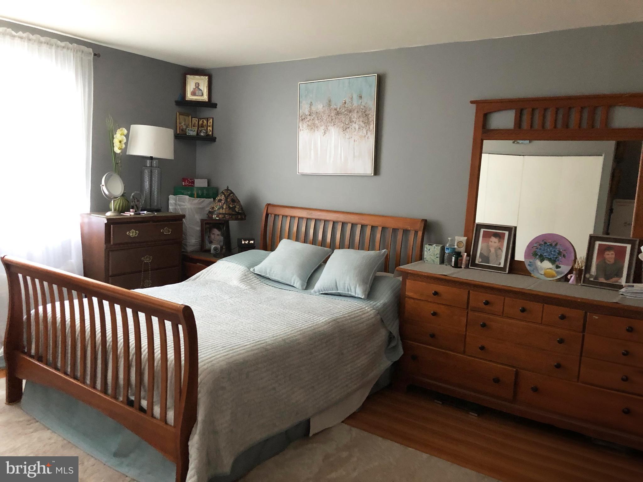 SOMERTON - Residential