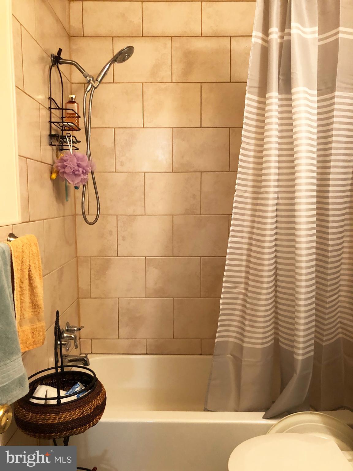 SOMERTON - Residential