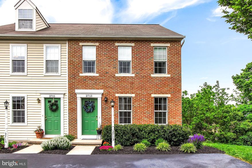 **Cream Puff Alert** Stunning 3BR, 1.5BA Condo in popular Hearthridge community in Central Schools.  Featuring over 2000 sq. feet of finished living space, this end unit beauty is recently renovated and ready for it's new owners.  As you enter the front door, you are immediately greeted with a large living room which flows into the gorgeous eat in kitchen.  The kitchen offers newer stainless steel appliances, beautiful tile floor and plenty of storage.  Three large bedrooms on the upper two levels have been recently updated with newer carpet and a fresh coat of paint.  The partially finished lower level adds approximately 500 sq. feet of additional living space and leads to a large patio.  Entertain guests or enjoy a quiet evening on the large deck that overlooks the walking trail and nearby park.  Convenient to shopping, dining, and just minutes to route 83 and 30, this location is hard to beat.  Come see it for yourself...you won't be disappointed!!!