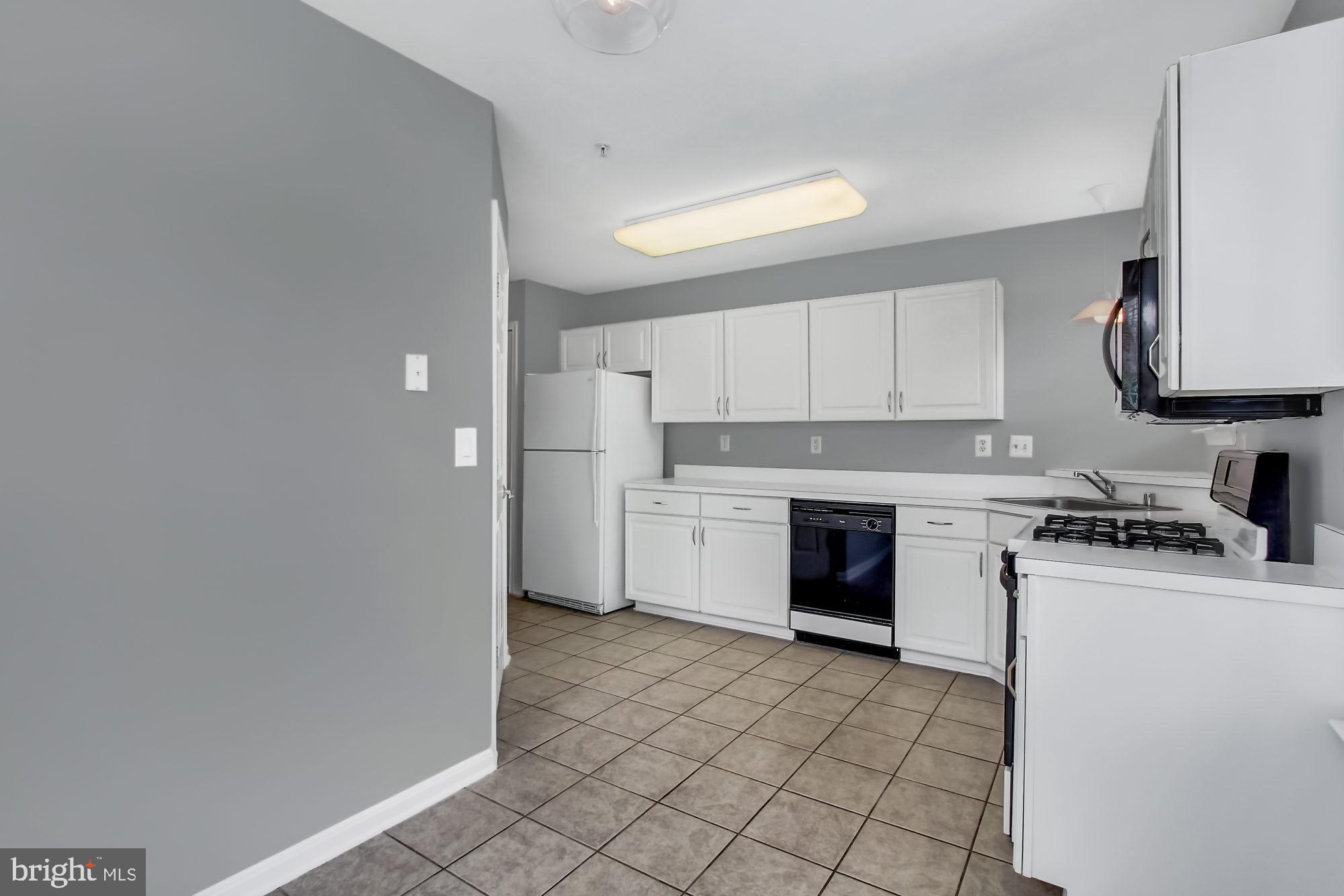 TAYLOR RIDGE CONDOMINIUMS - Residential