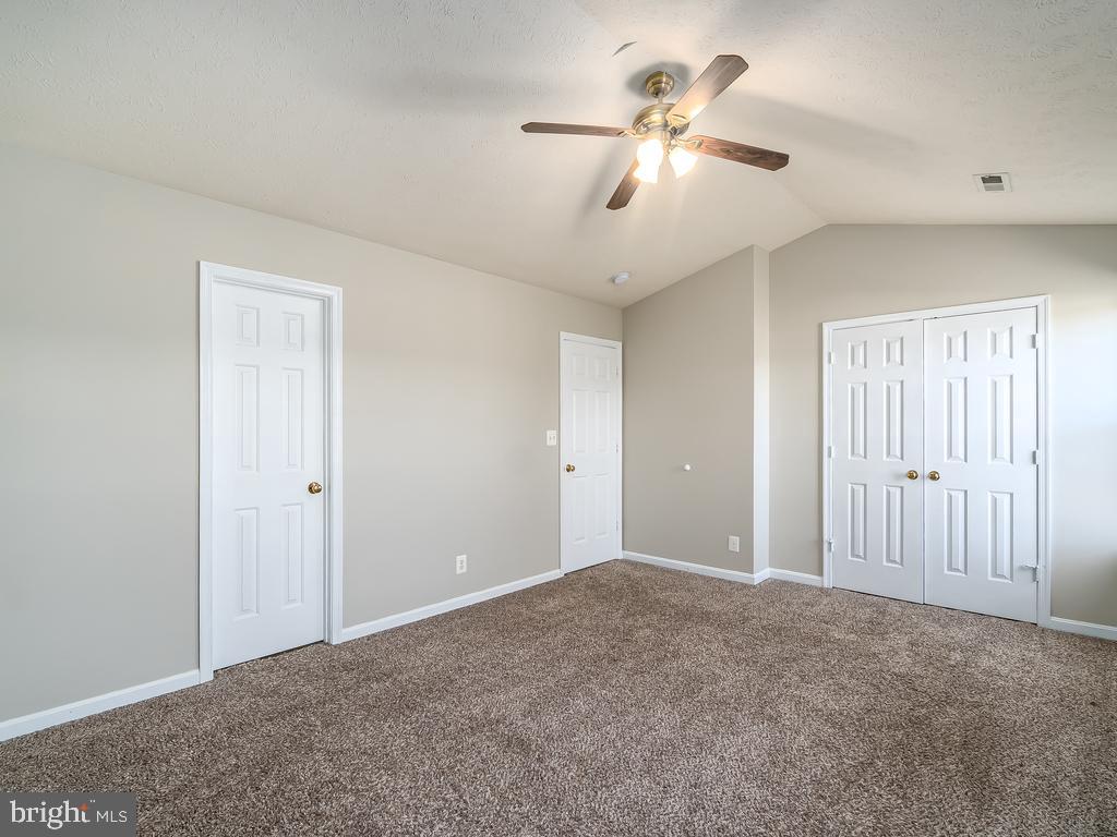 CHARLESTOWN COMMONS - Residential