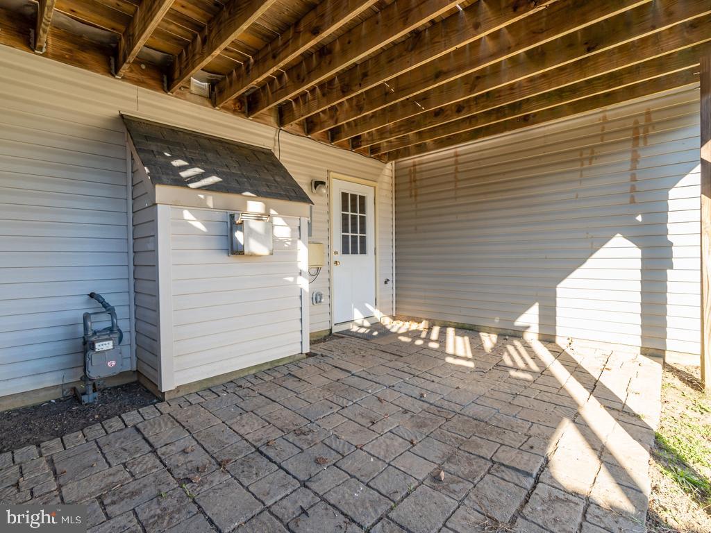 CHARLESTOWN COMMONS - Residential