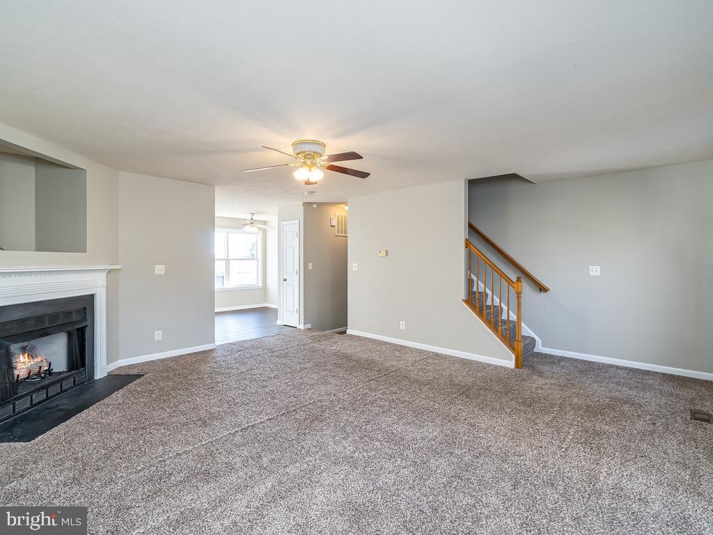 CHARLESTOWN COMMONS - Residential