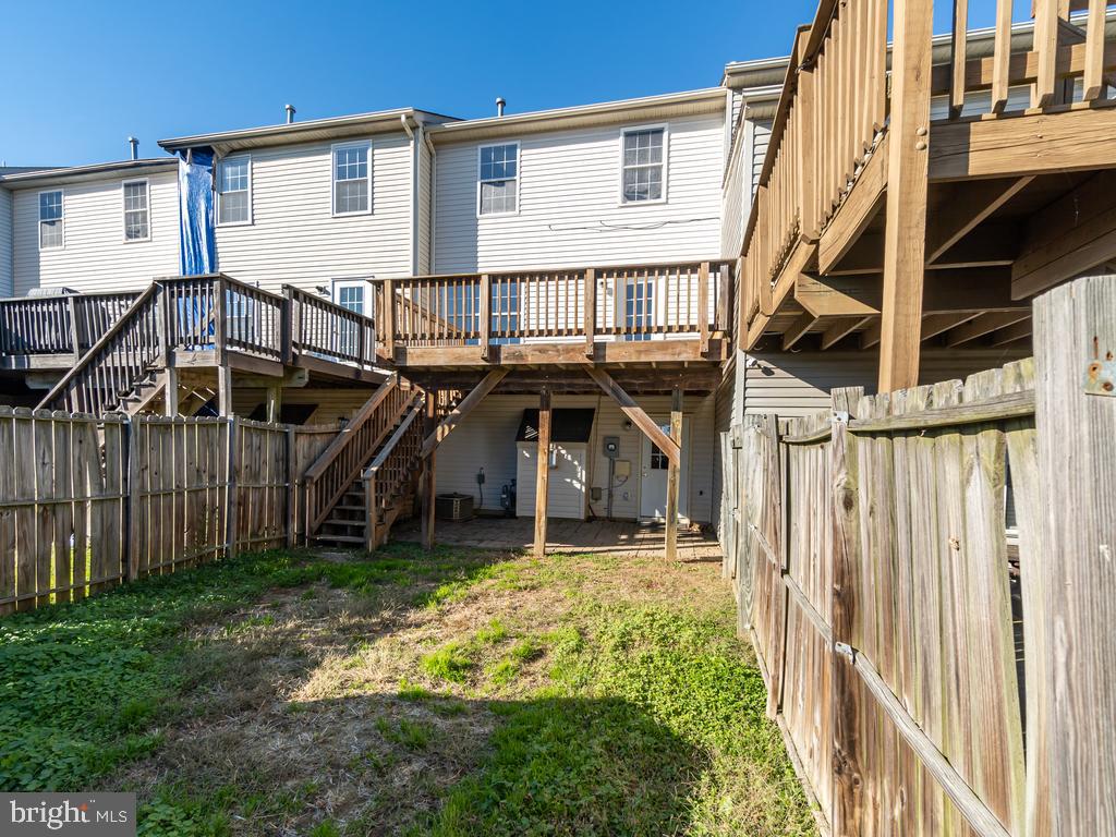 CHARLESTOWN COMMONS - Residential