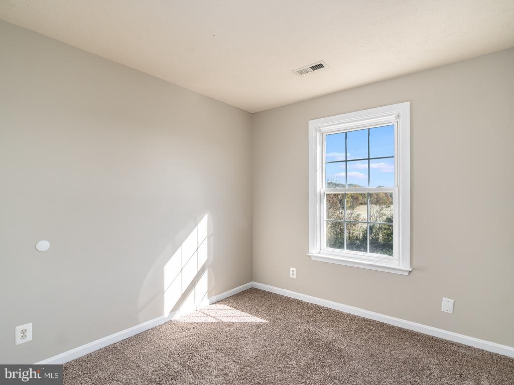 CHARLESTOWN COMMONS - Residential