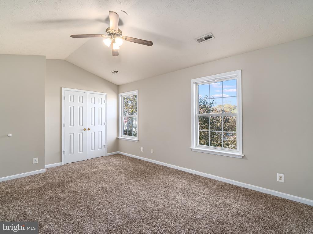 CHARLESTOWN COMMONS - Residential