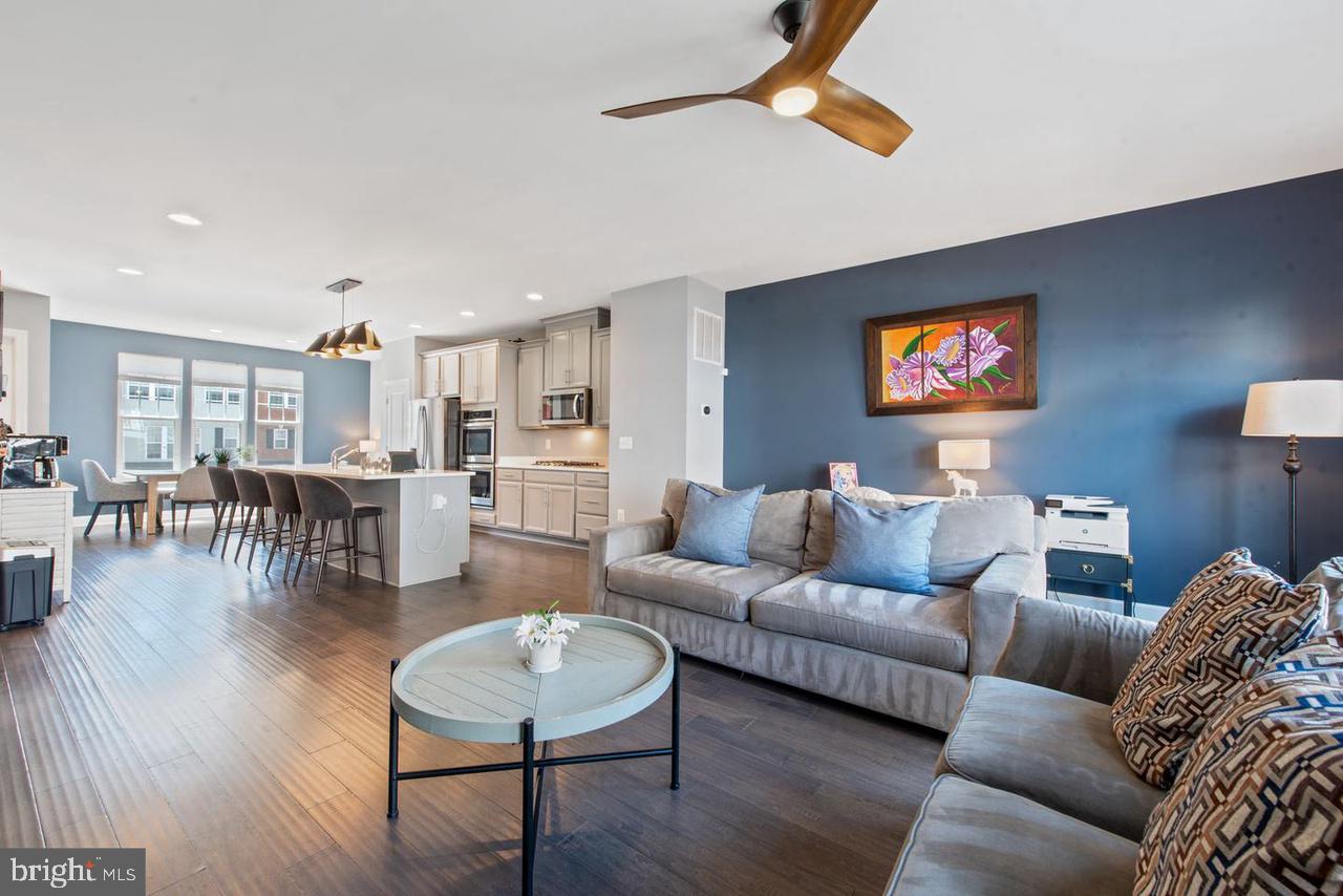 HAYMARKET CROSSING - Residential Lease