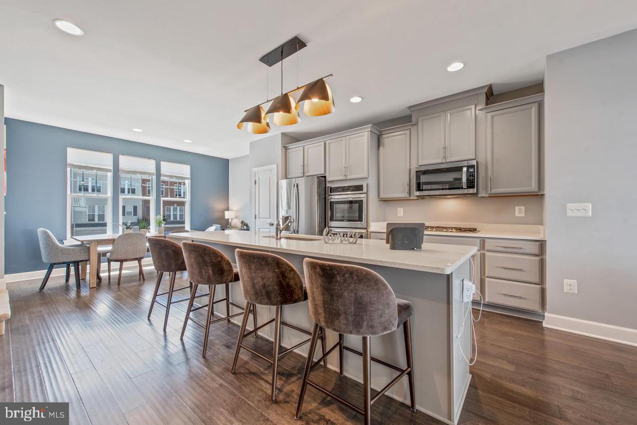 HAYMARKET CROSSING - Residential Lease