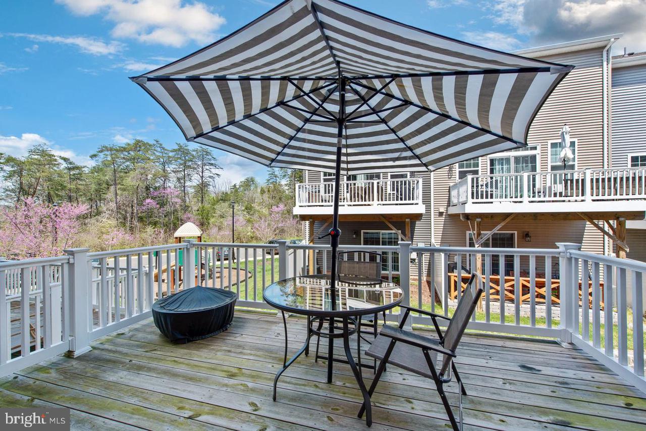 HAYMARKET CROSSING - Residential Lease