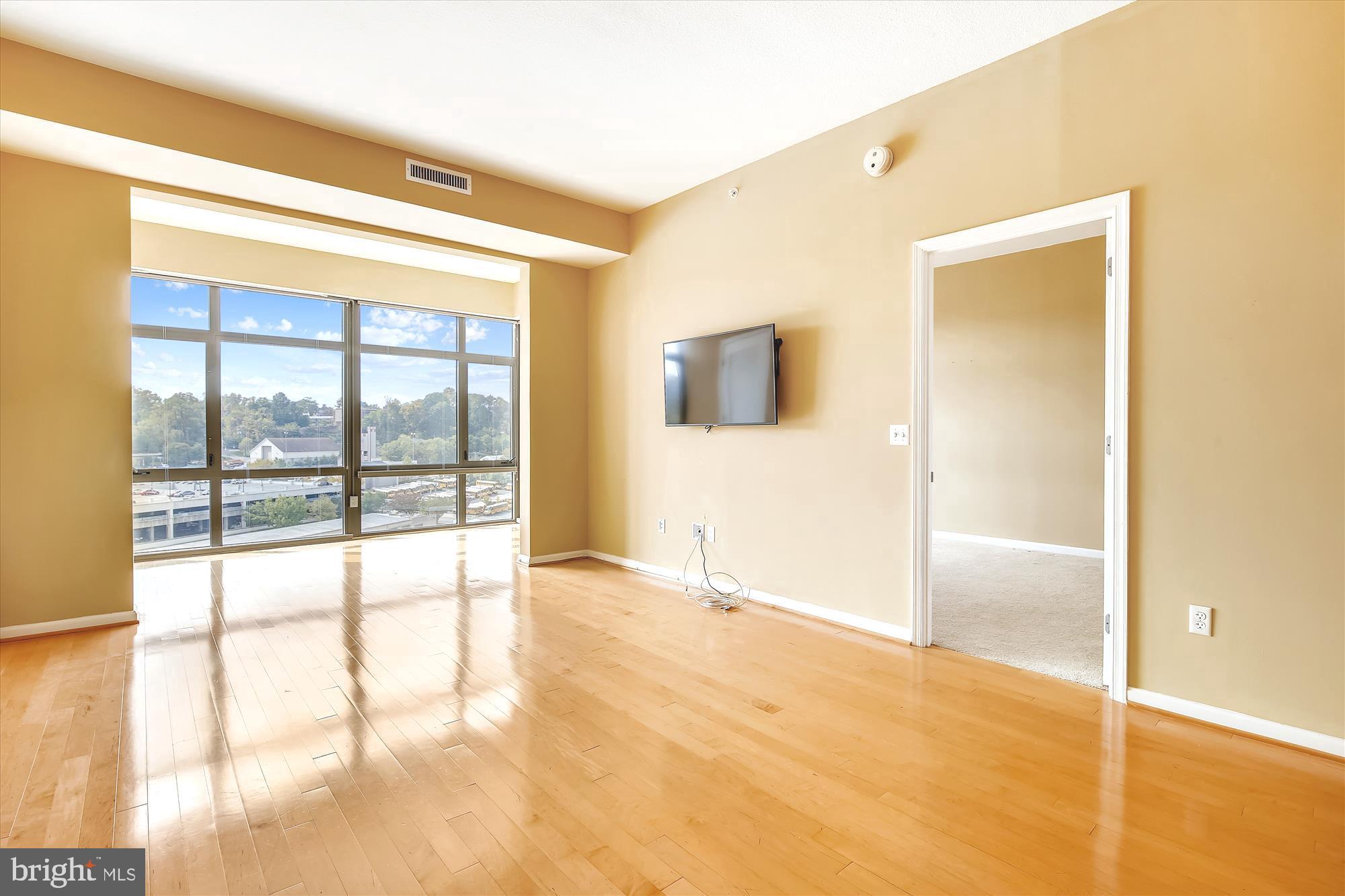 2720 S ARLINGTON MILL DRIVE 1009