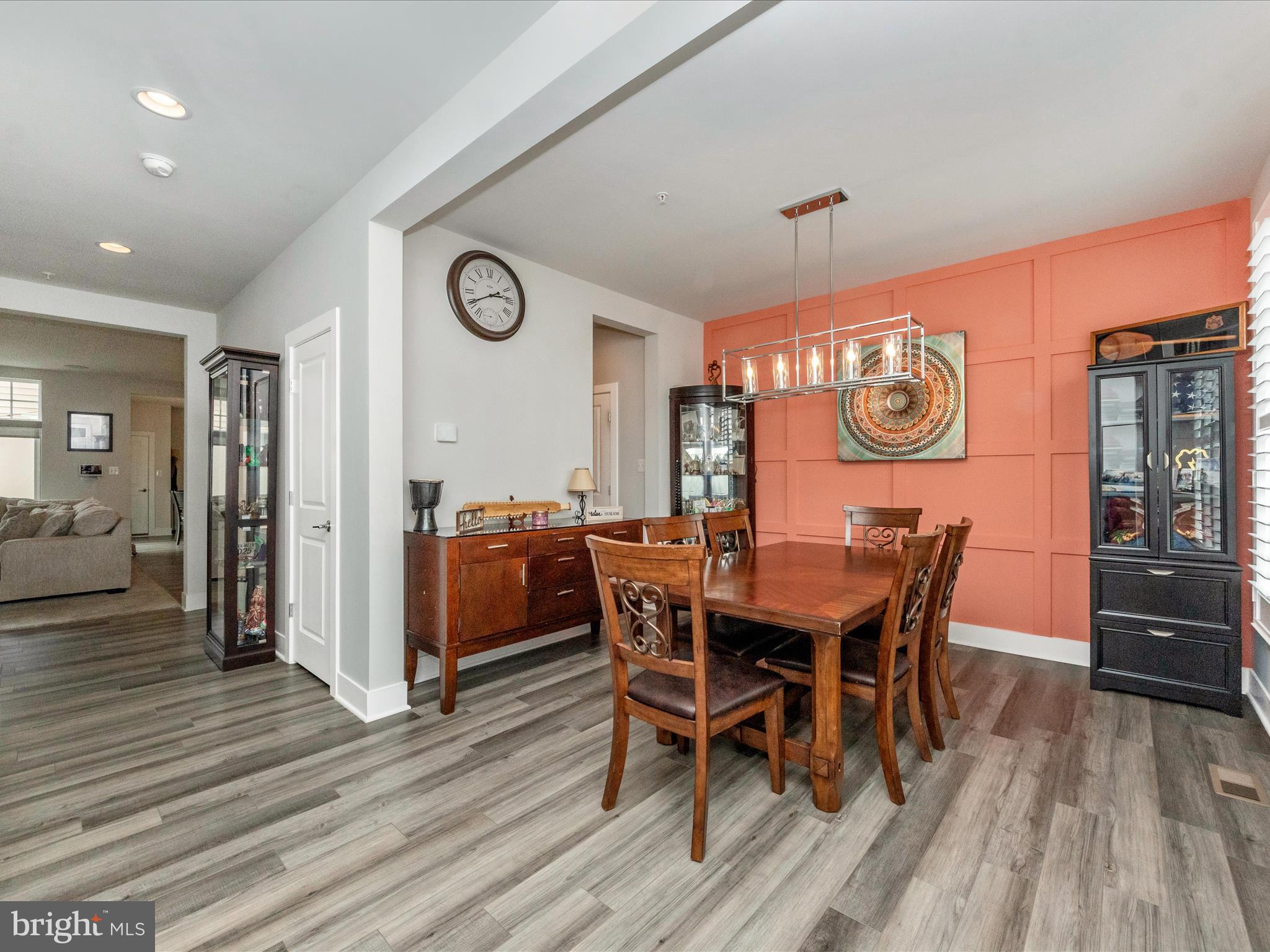 TWO RIVERS - Residential