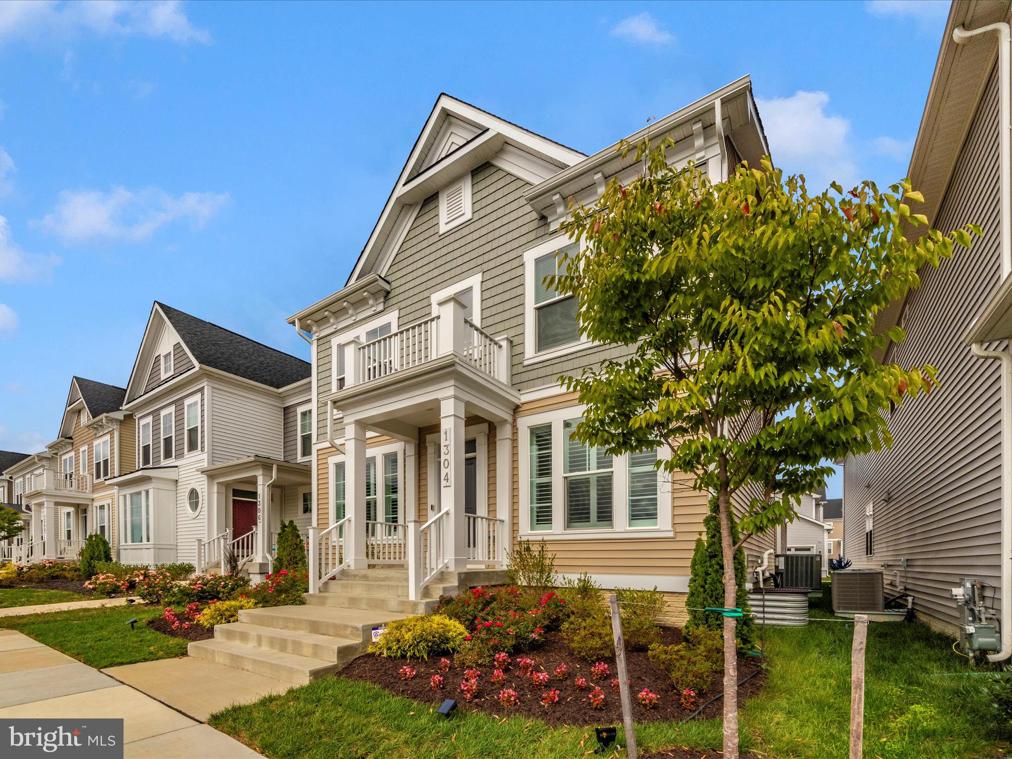 TWO RIVERS - Residential