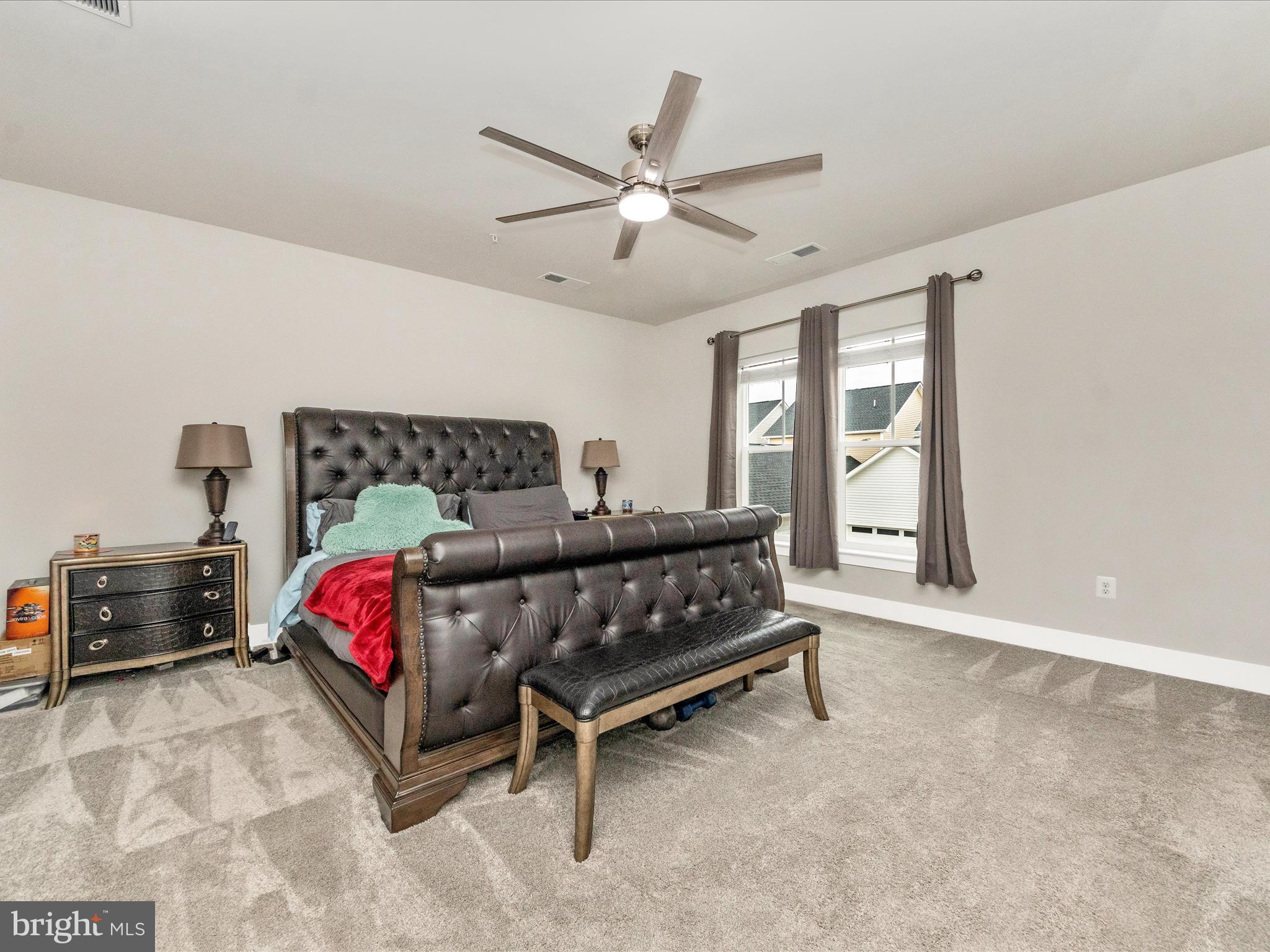 TWO RIVERS - Residential