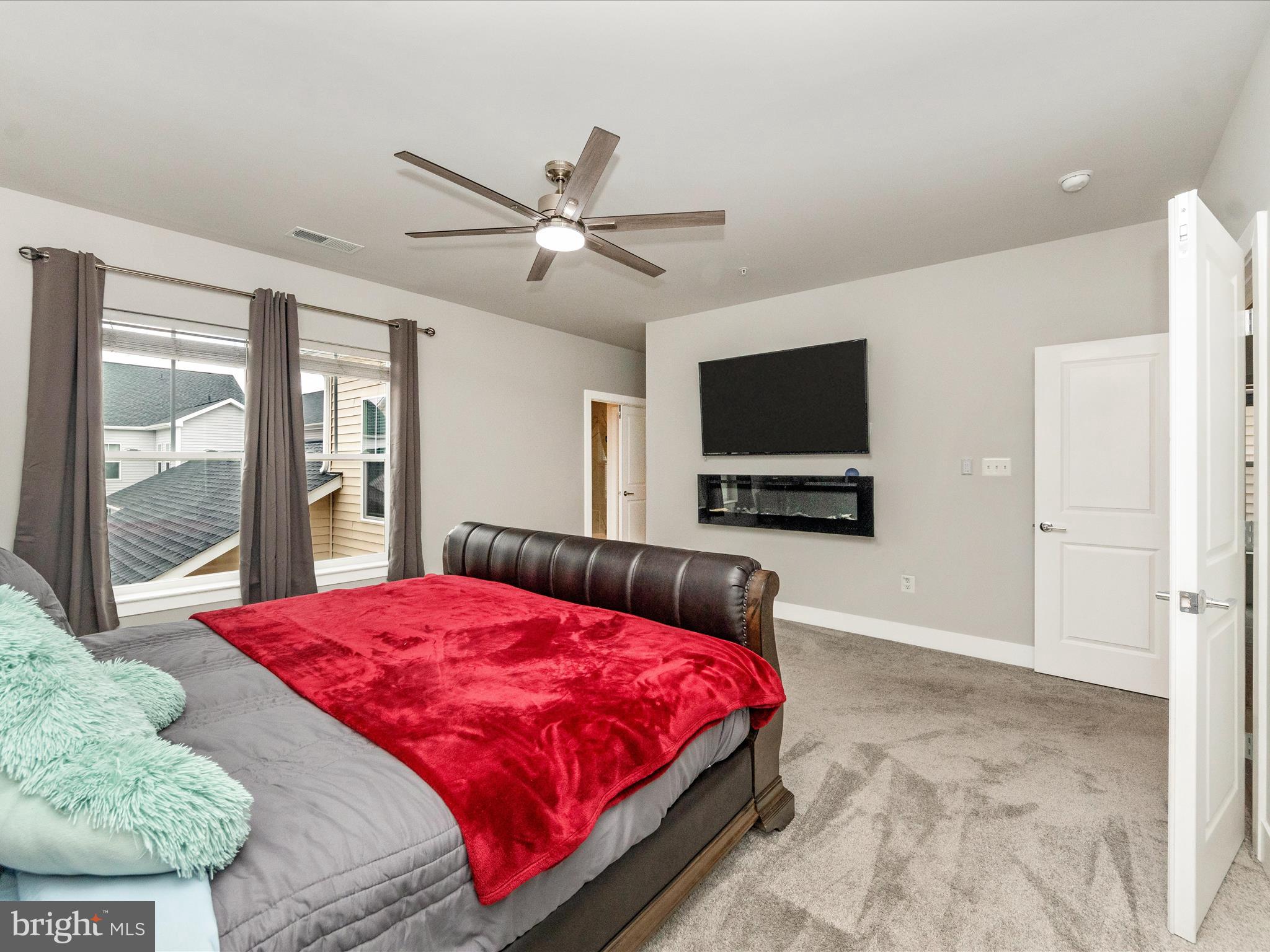 TWO RIVERS - Residential