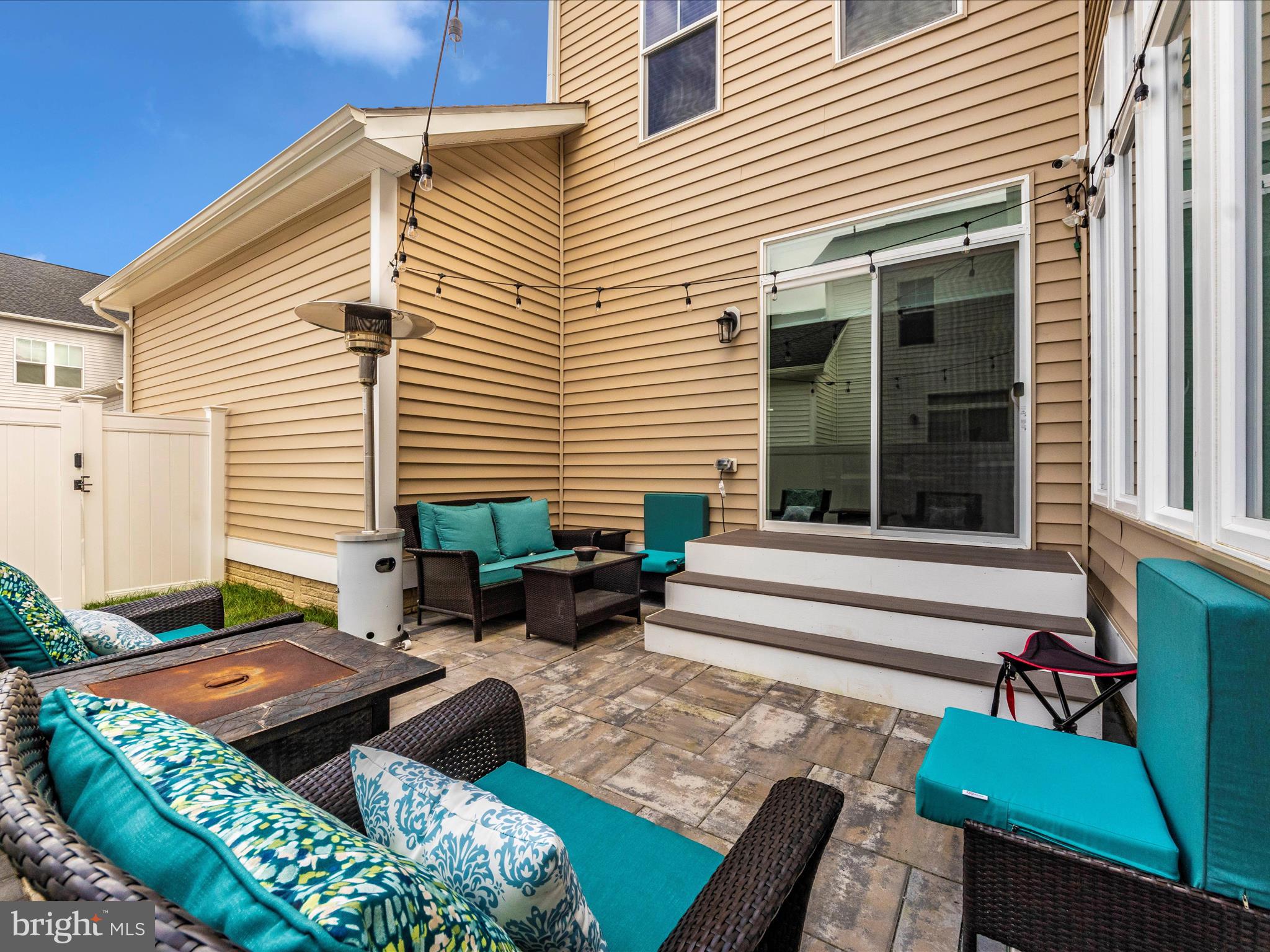 TWO RIVERS - Residential