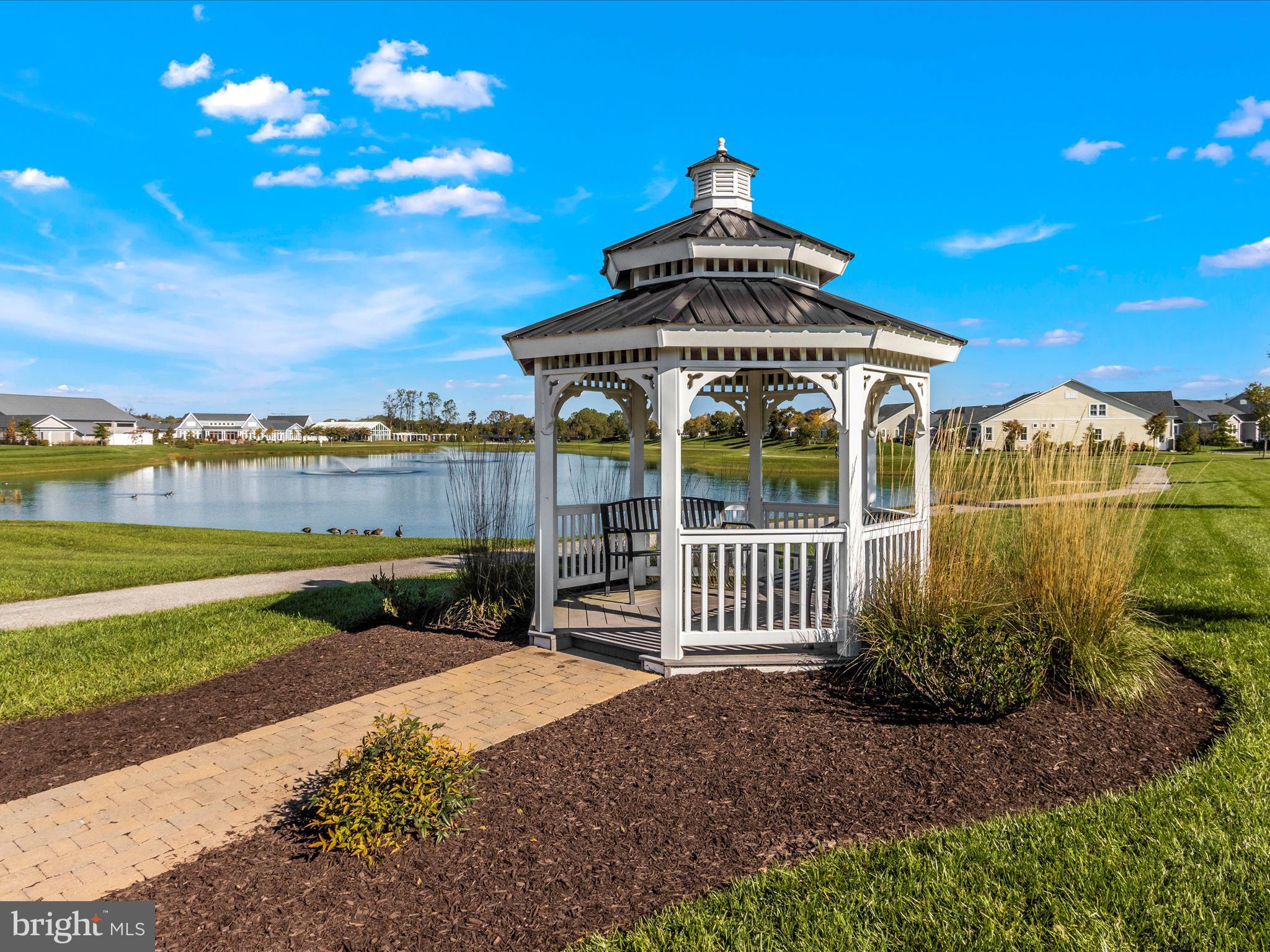 TWO RIVERS - Residential