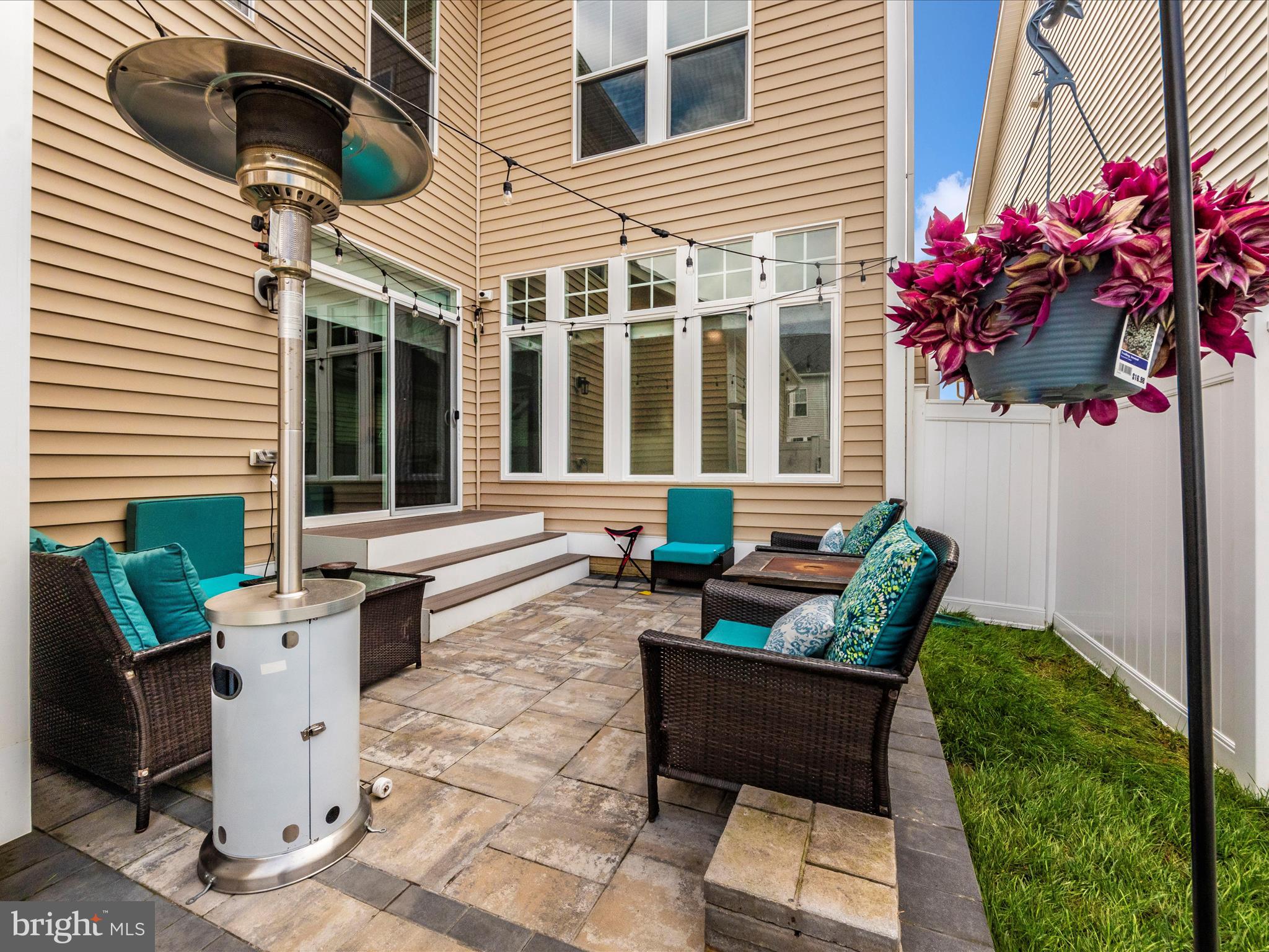 TWO RIVERS - Residential