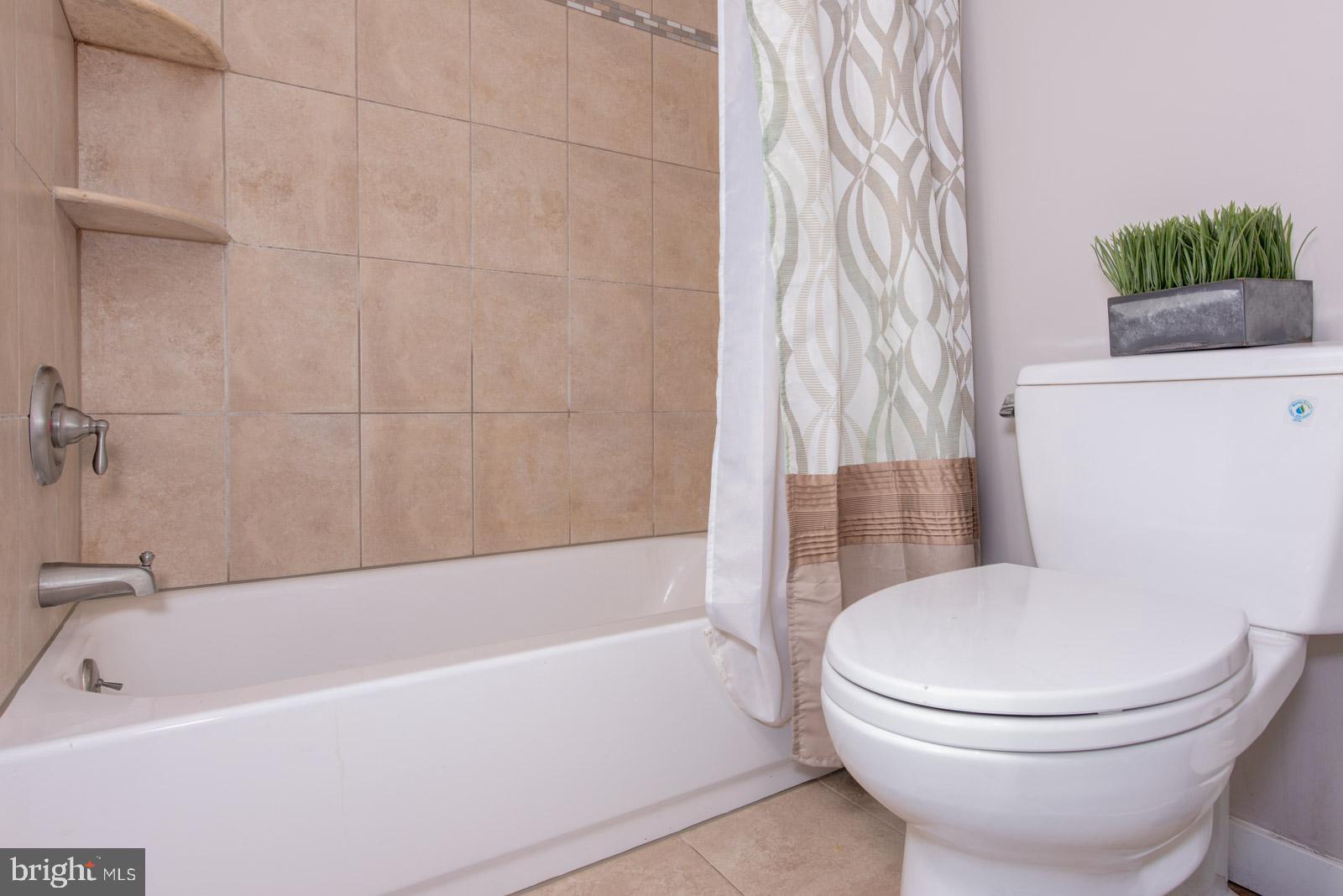 OTTERBEIN - Residential Lease