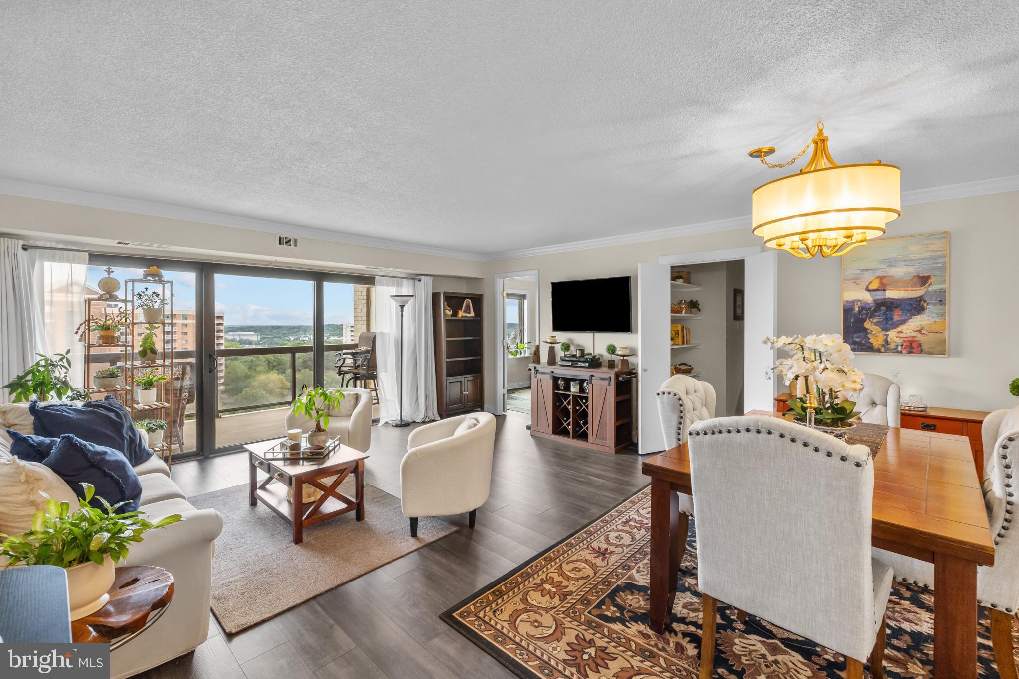 203 YOAKUM PARKWAY 1406