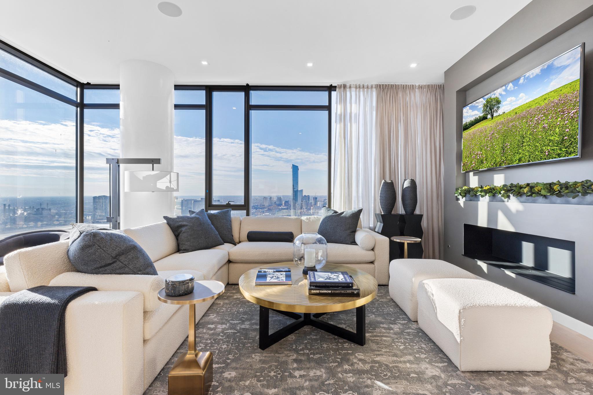 RITTENHOUSE SQUARE - Residential