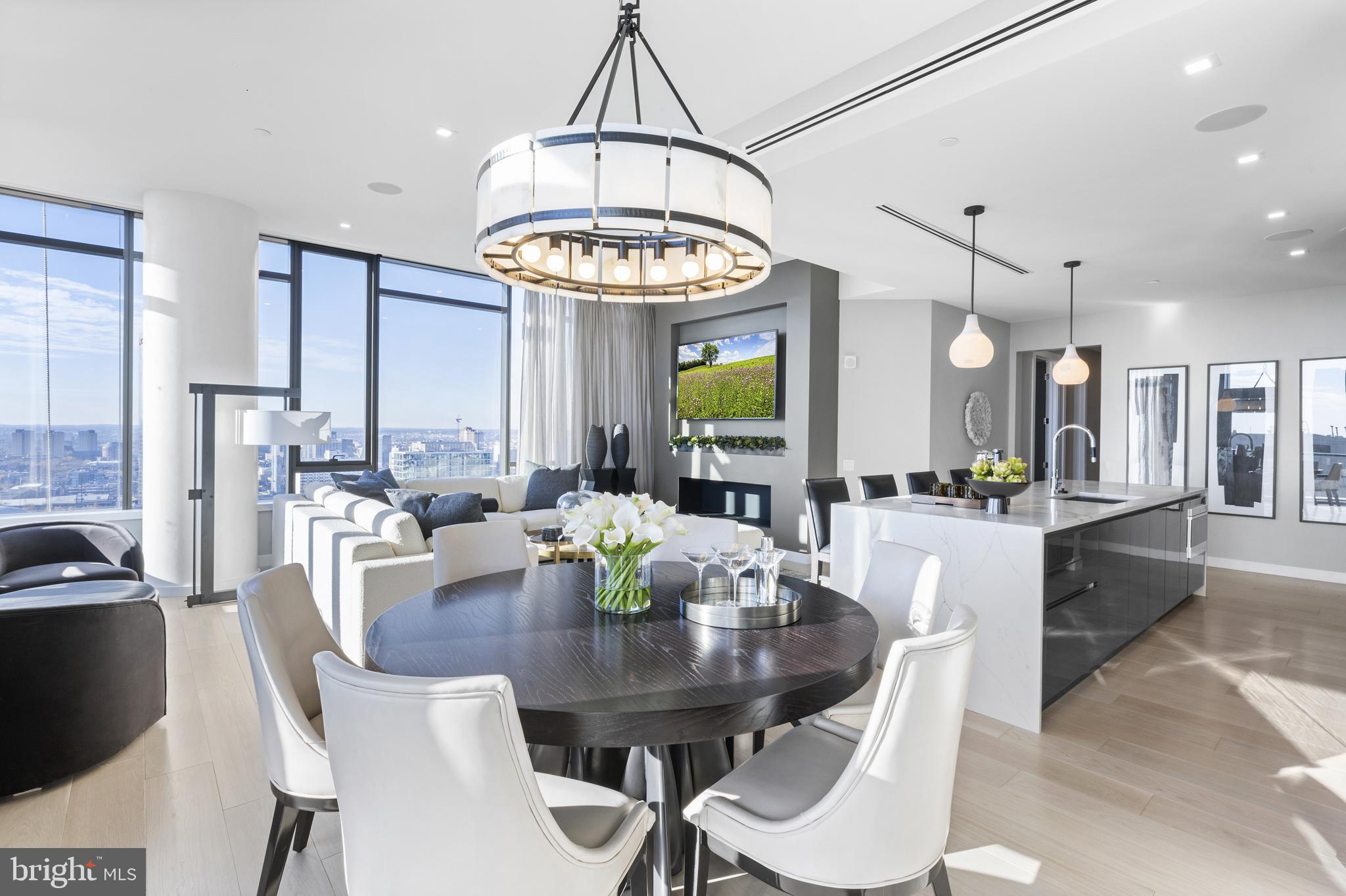 RITTENHOUSE SQUARE - Residential