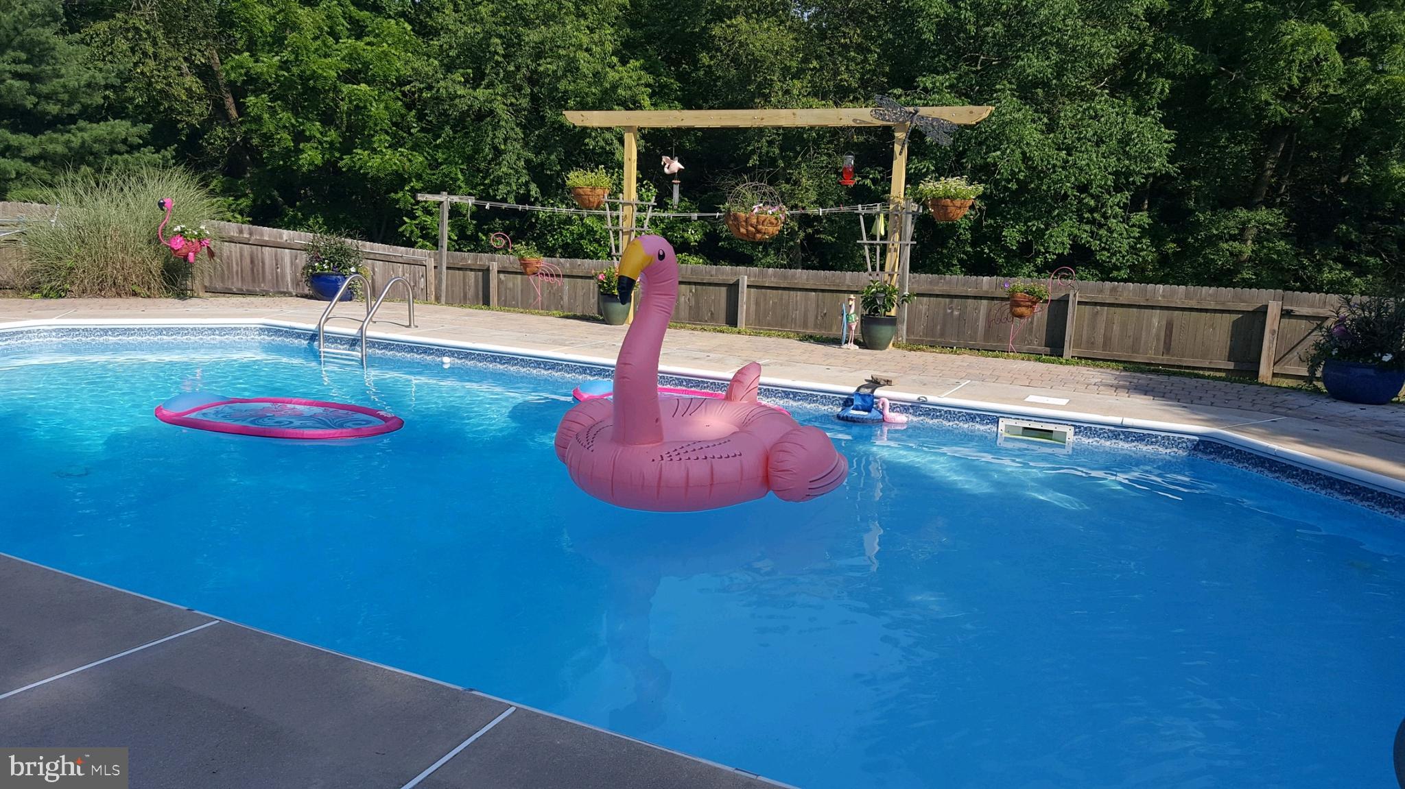 FAIR HILL MEADOW - Residential