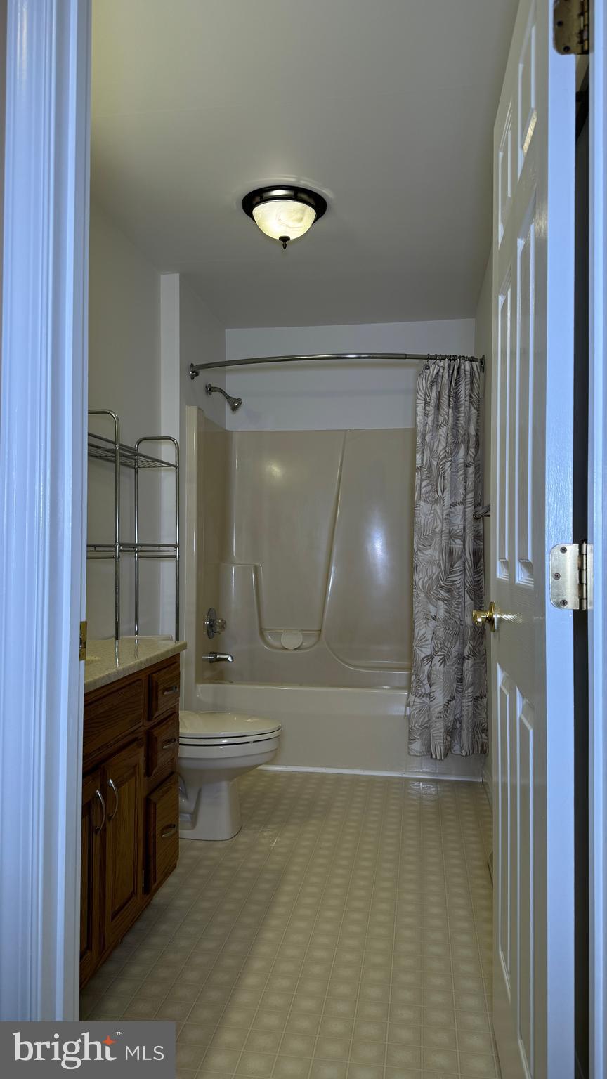 FAIR HILL MEADOW - Residential