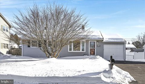 4340 WINFIELD TERRACE EASTON PA 18045