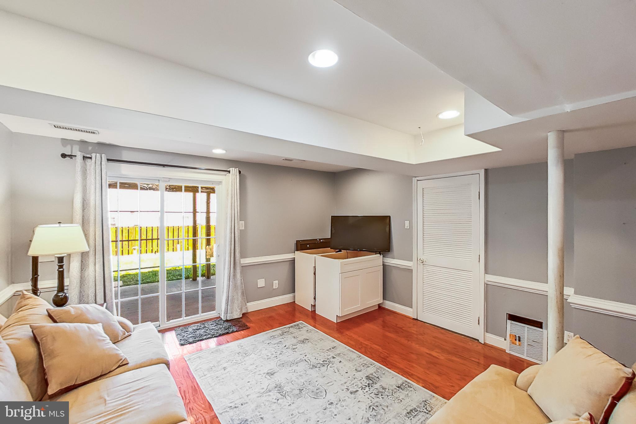 CHURCHILL TOWN SECTOR - Residential