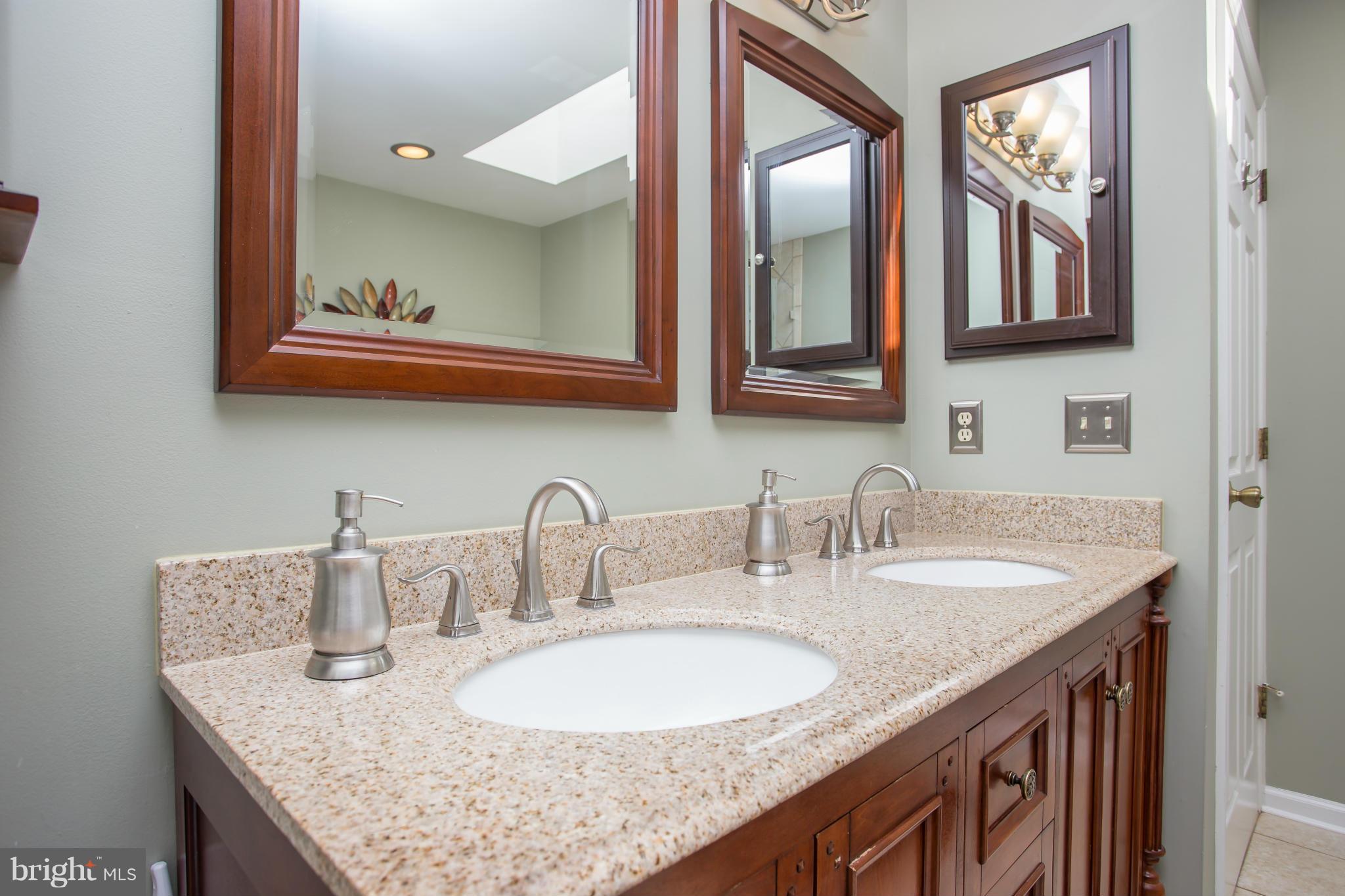 SETTLERS LANDING - Residential