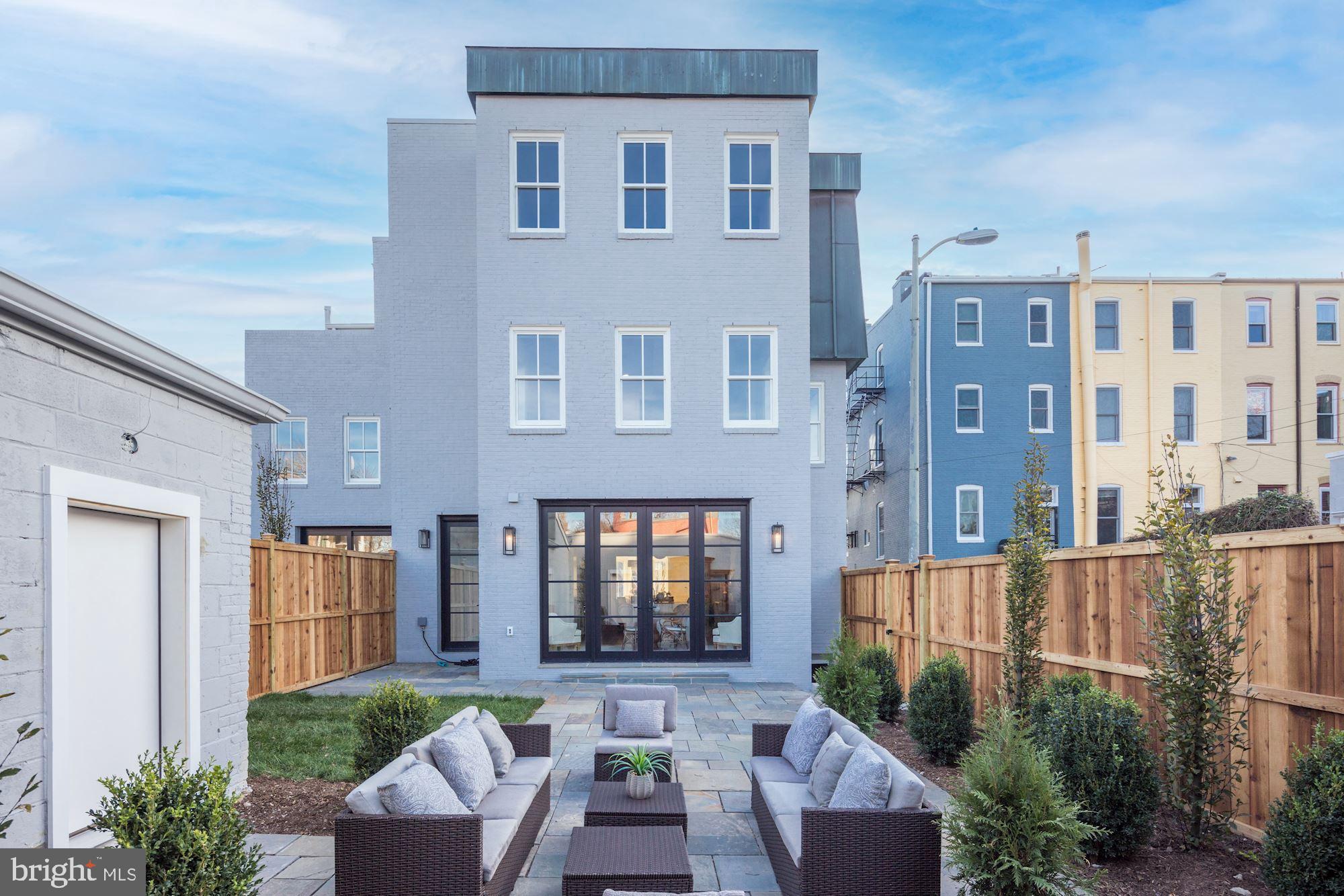 CAPITOL HILL - Residential