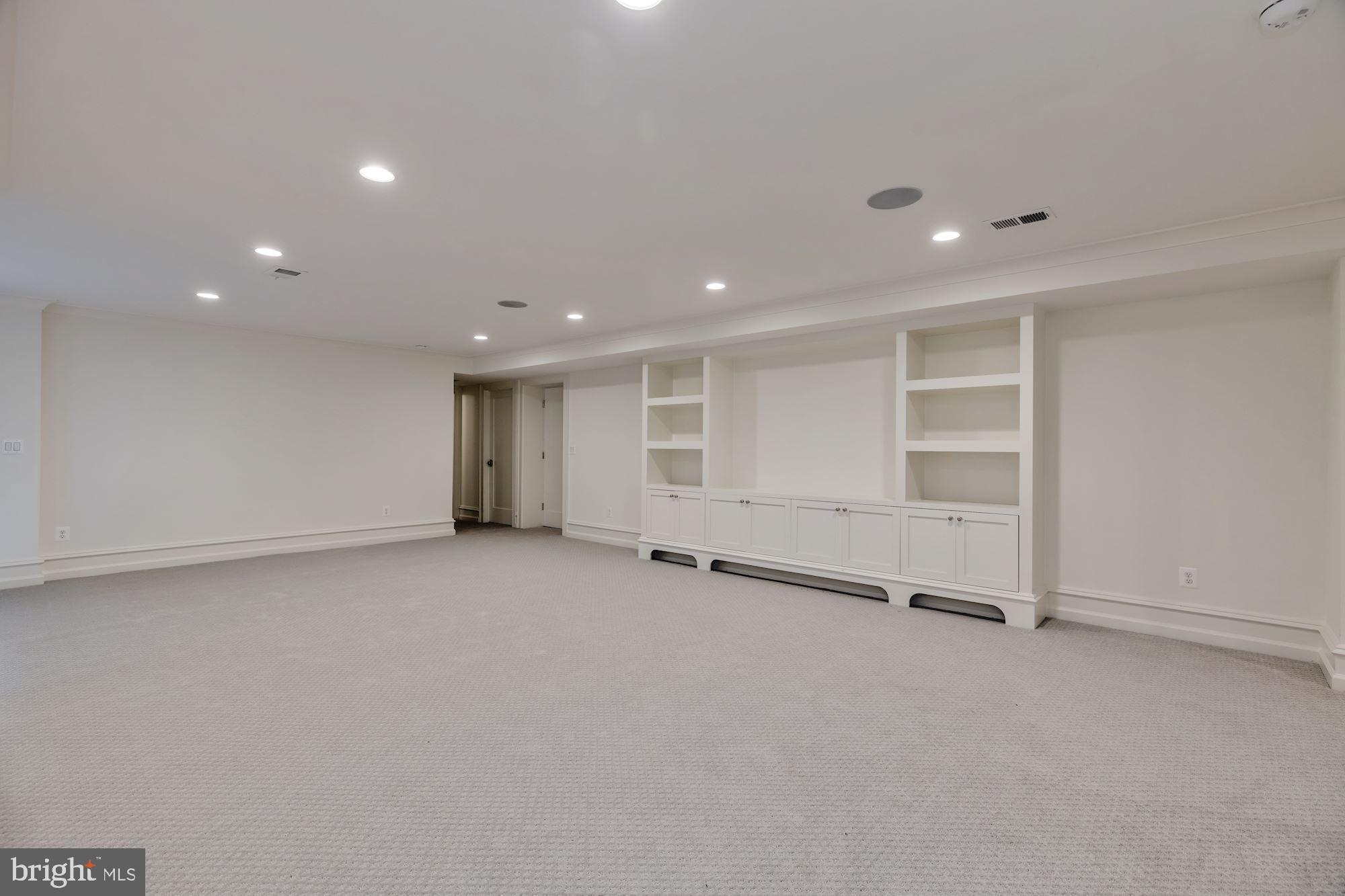 CAPITOL HILL - Residential