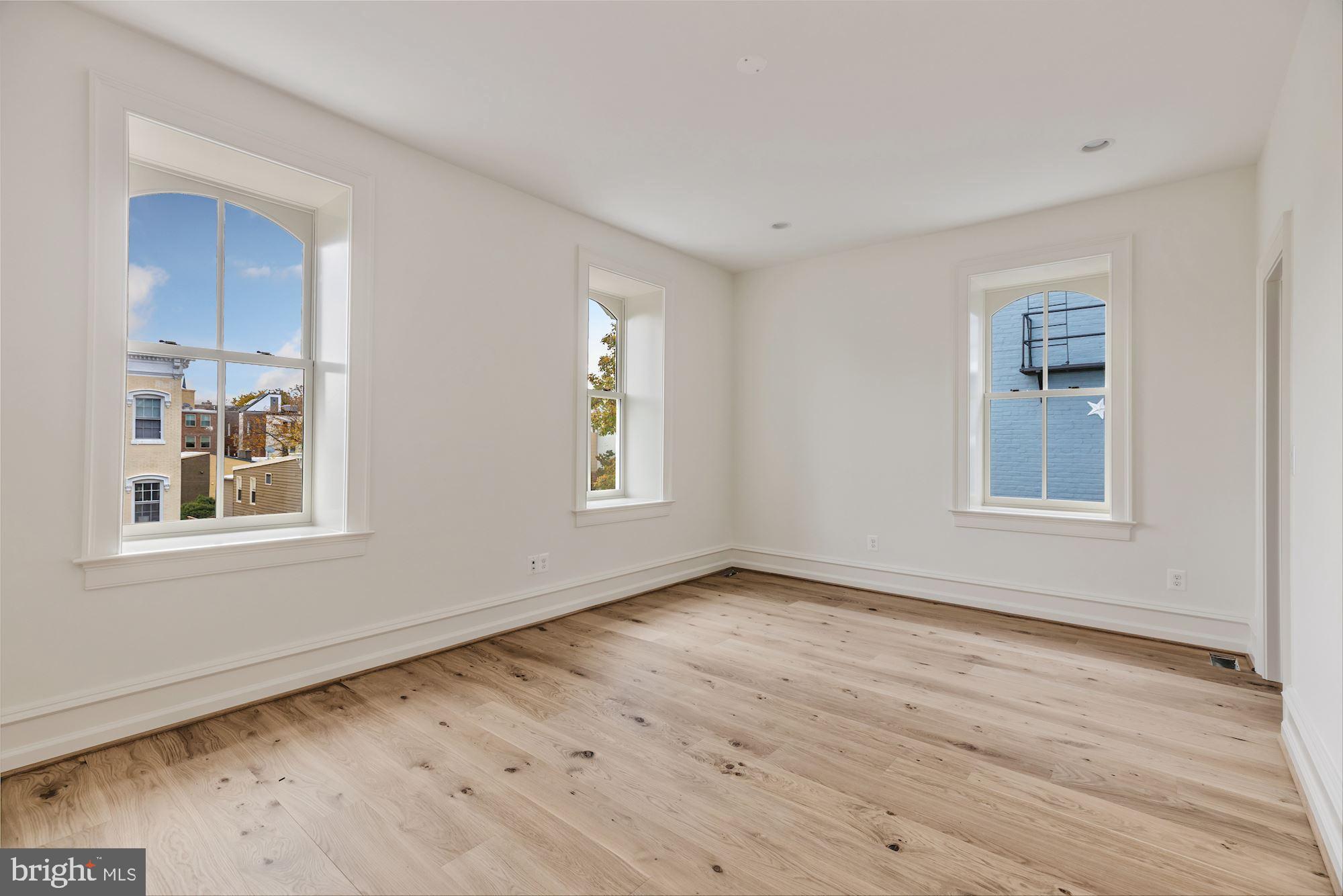 CAPITOL HILL - Residential