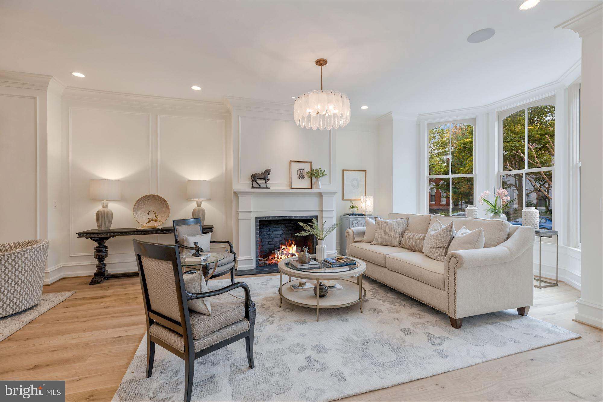 CAPITOL HILL - Residential