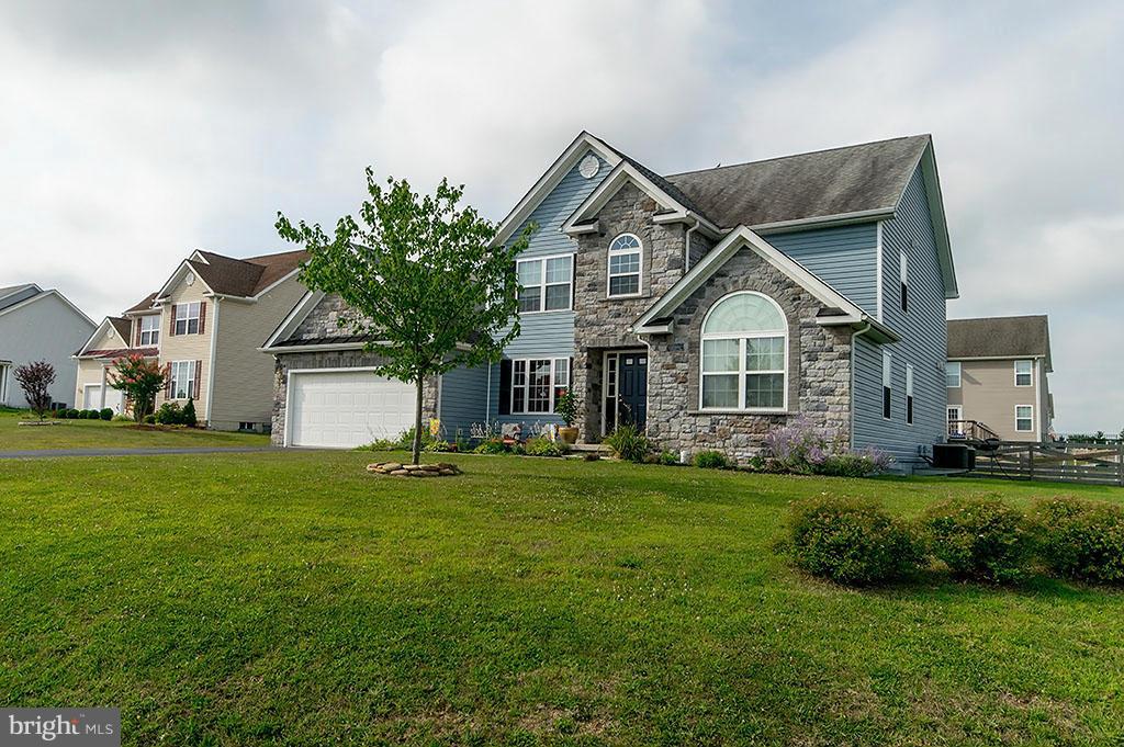 BRIDLE CREEK - Residential