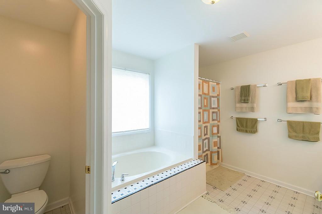 BRIDLE CREEK - Residential