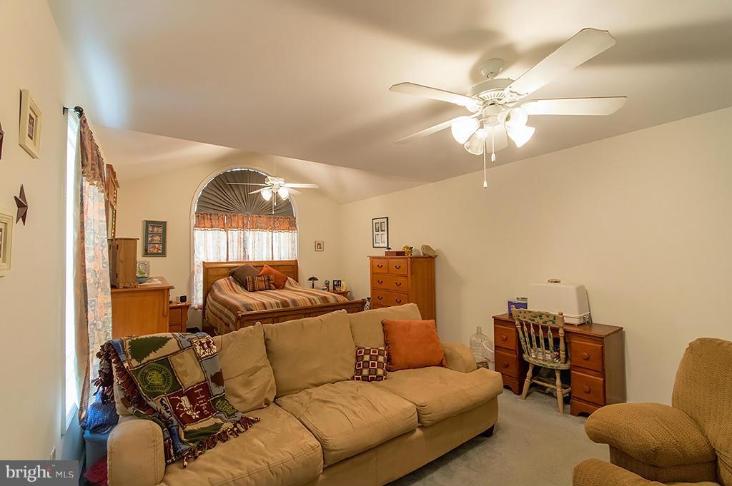 BRIDLE CREEK - Residential