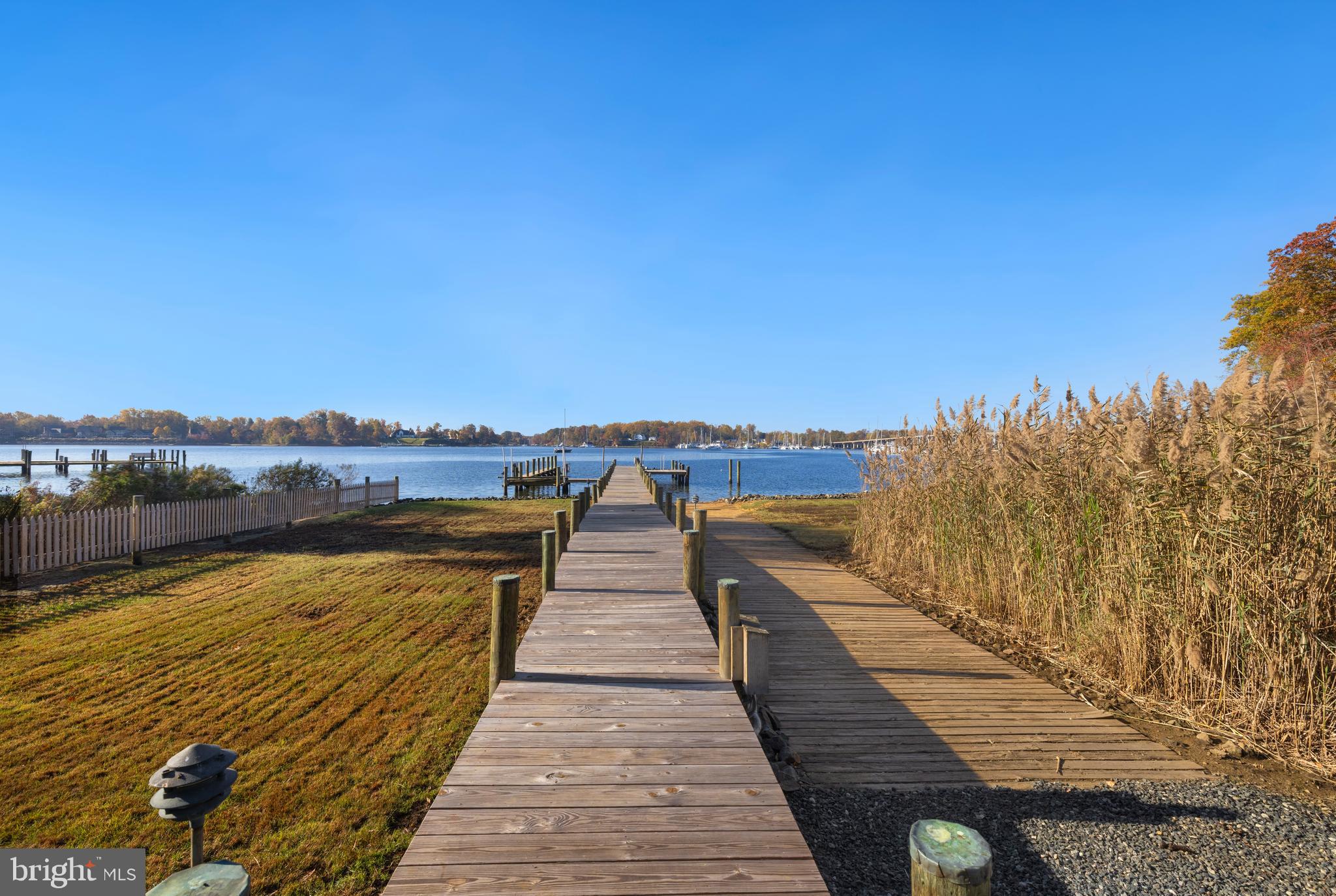 SHADOW POINT - Residential